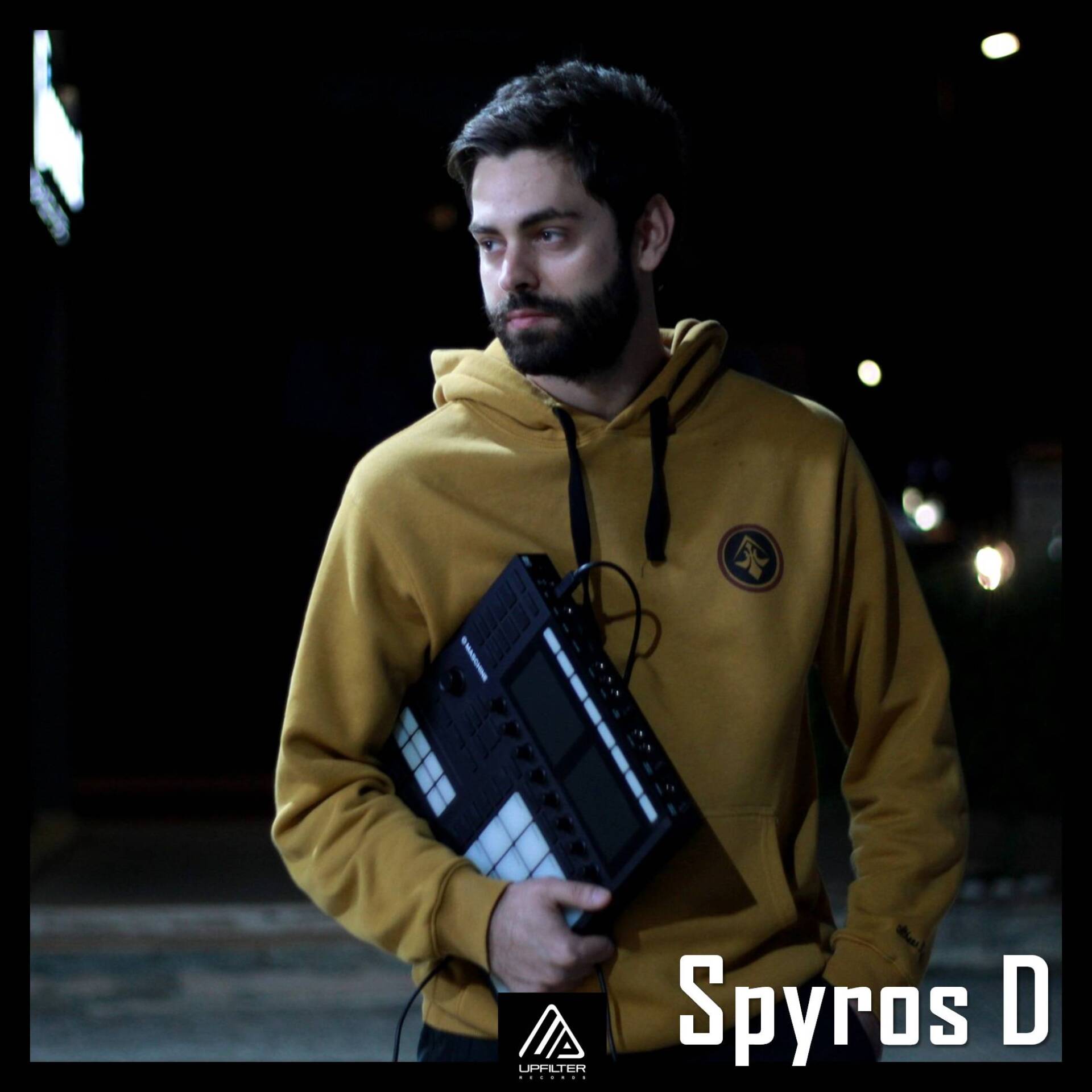 Ο μουσικός παραγωγός και DJ, SpyrosD