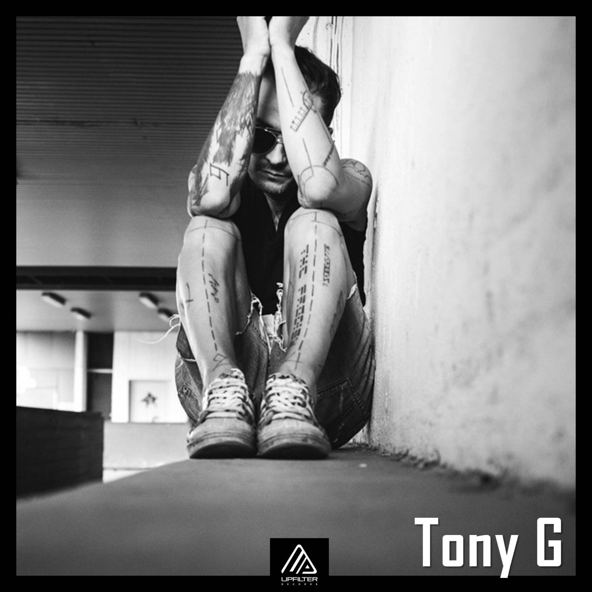 Ο μουσικός παραγωγός και DJ, Tony G