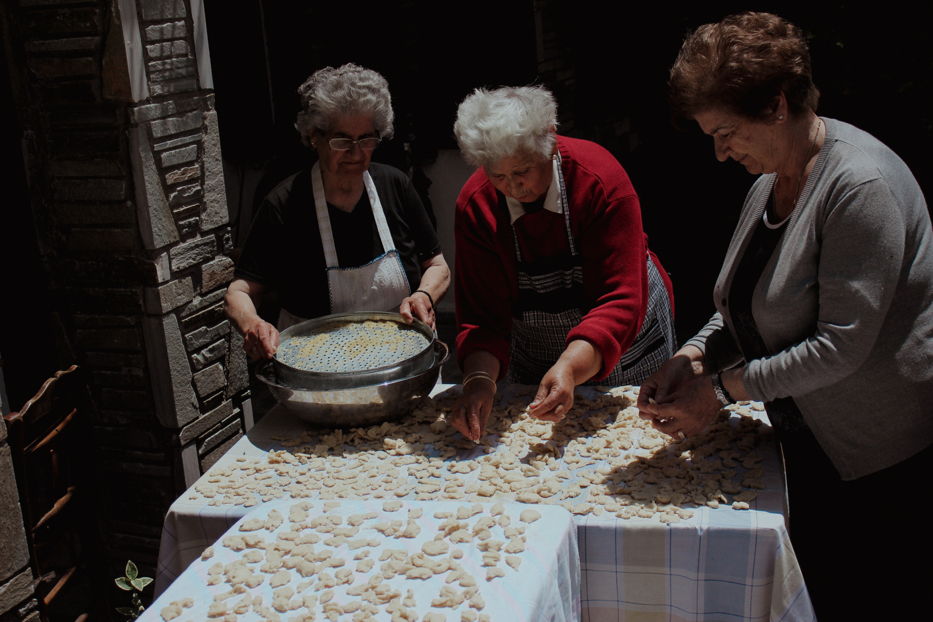 Γιαγιάδες στη Σαμαρίνα