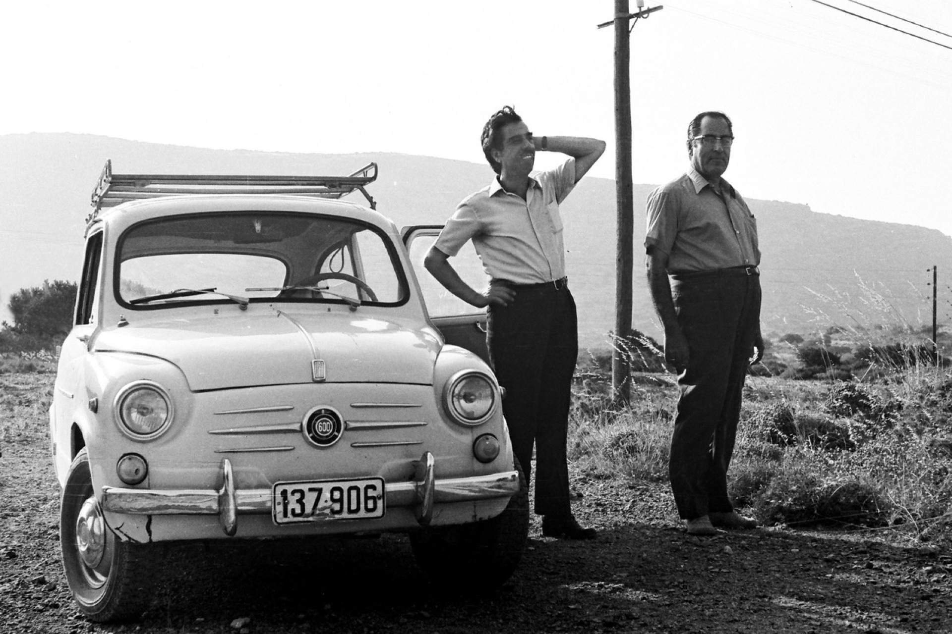 Μιχάλης Οικονομάκης, «Απέραντα Οικείο»