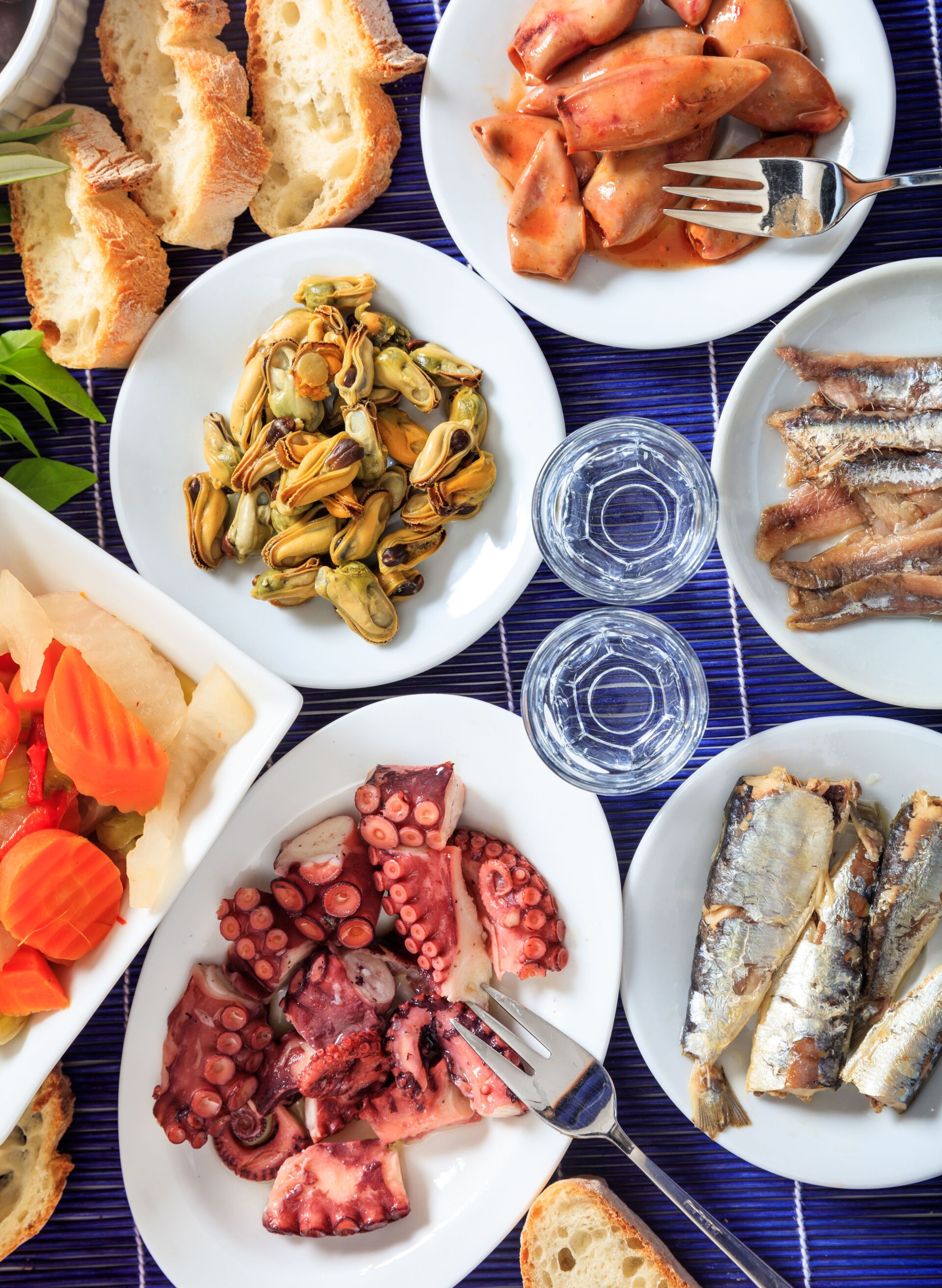 Το ούζο και οι μεζέδες του