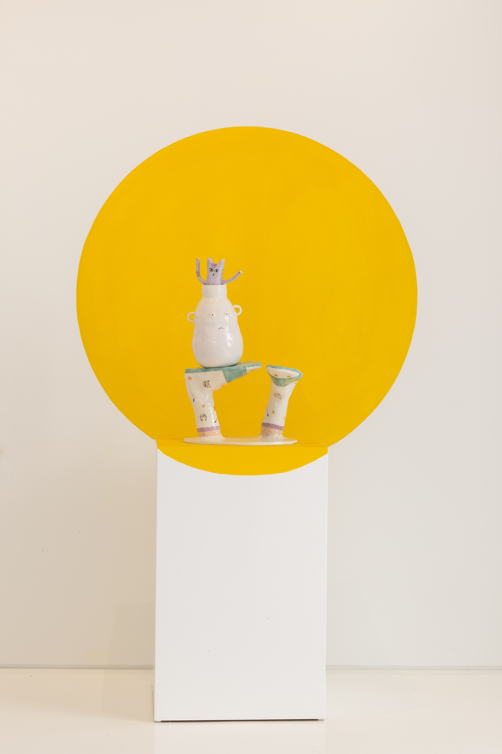 Το έργο της Τατιάνας Ζαγάρη (Pottato), Hope it doesn't fall από την Dio Horia Gallery στην Art Athina 2022