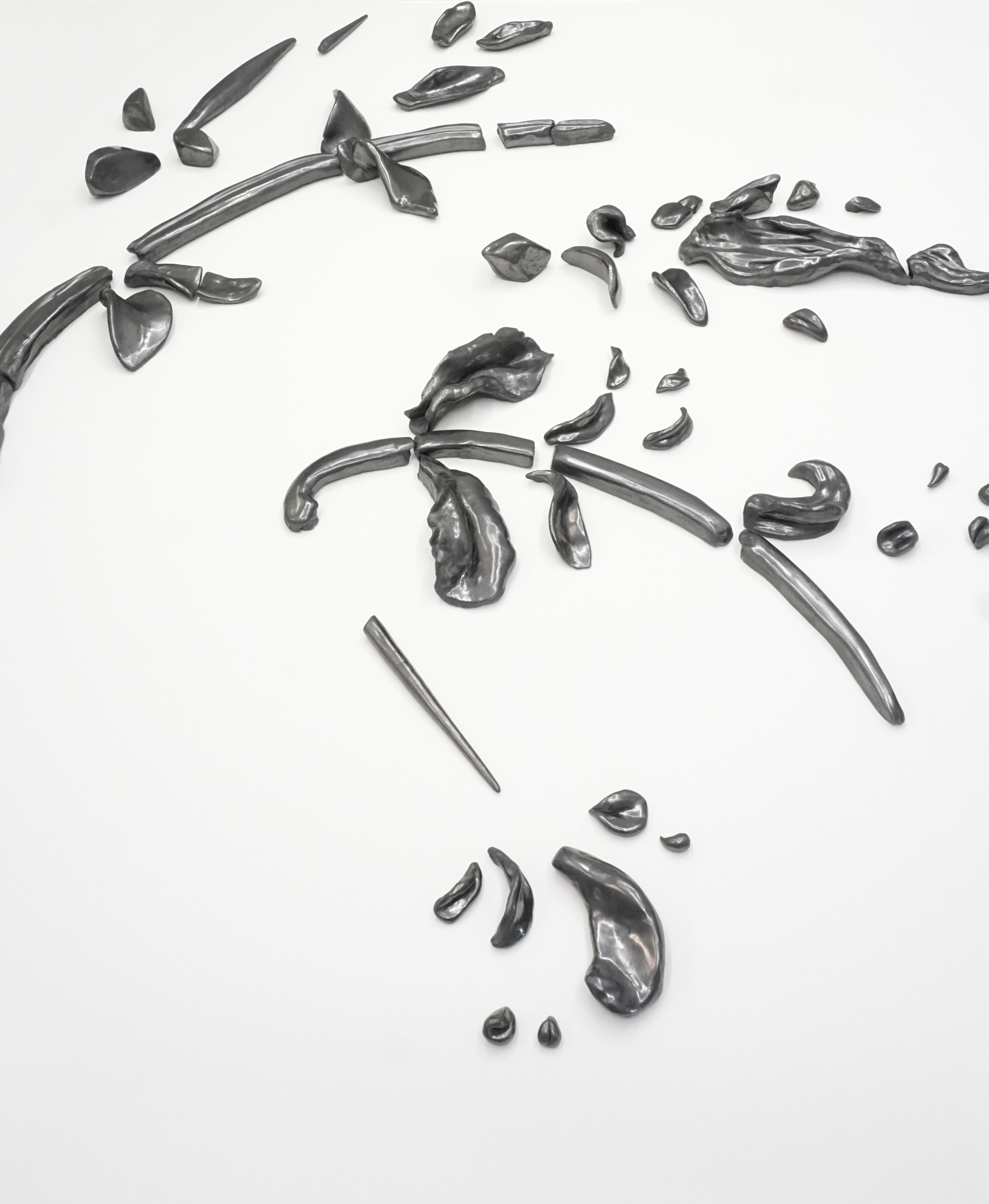 Το έργο της Δέσποινας Φλέσσα "Liquid bones" στην Art Athina 2022 από την γκαλερί Ζουμπουλάκη