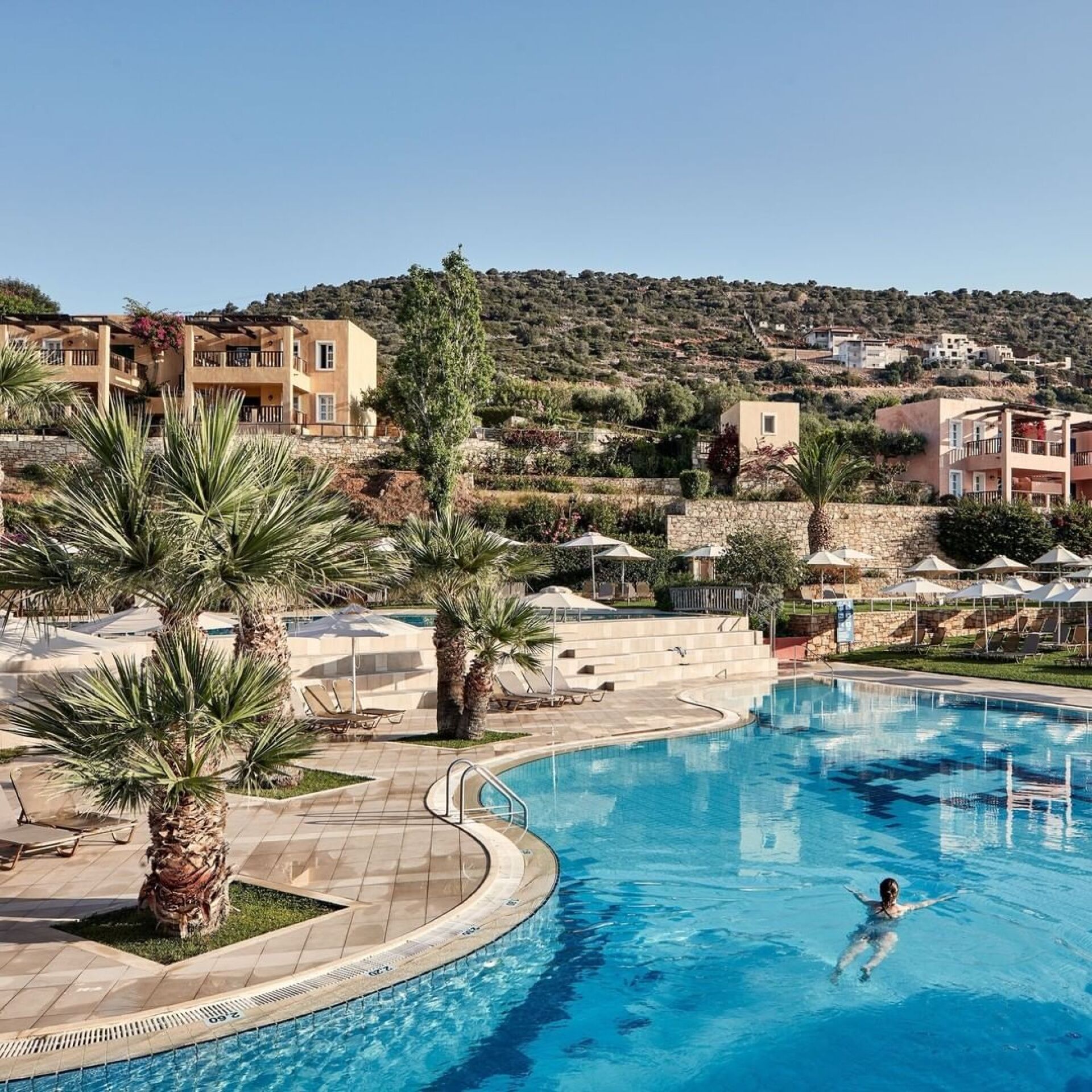 bluegr Hotels & Resorts