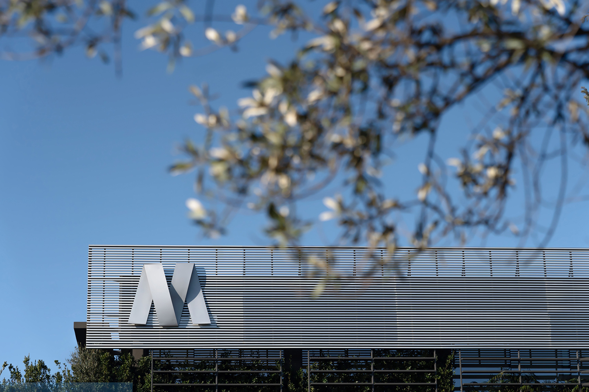 Η εταιρεία MYTILINEOS. 