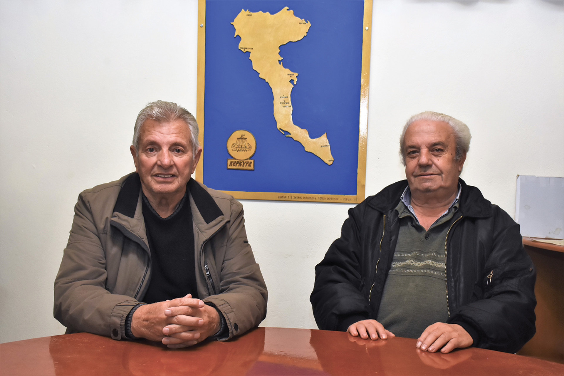 Κερκυραϊκή Ένωση Ελευσίνας Θριασίου πεδίου  Μεγαρίδος «Ο Άγιος Σπυρίδων» / Θεόφιλος Δολιανίτης, Στέφανος Λευθεριώτης