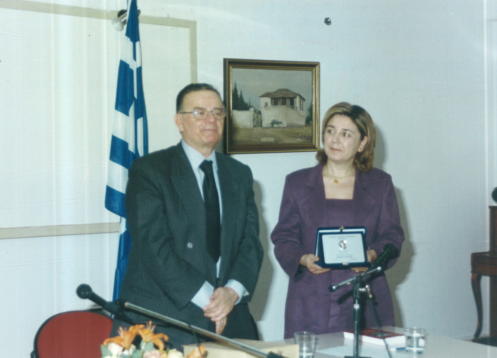 Ντίνα Τριλίκη, Σαράντος Καργάκος