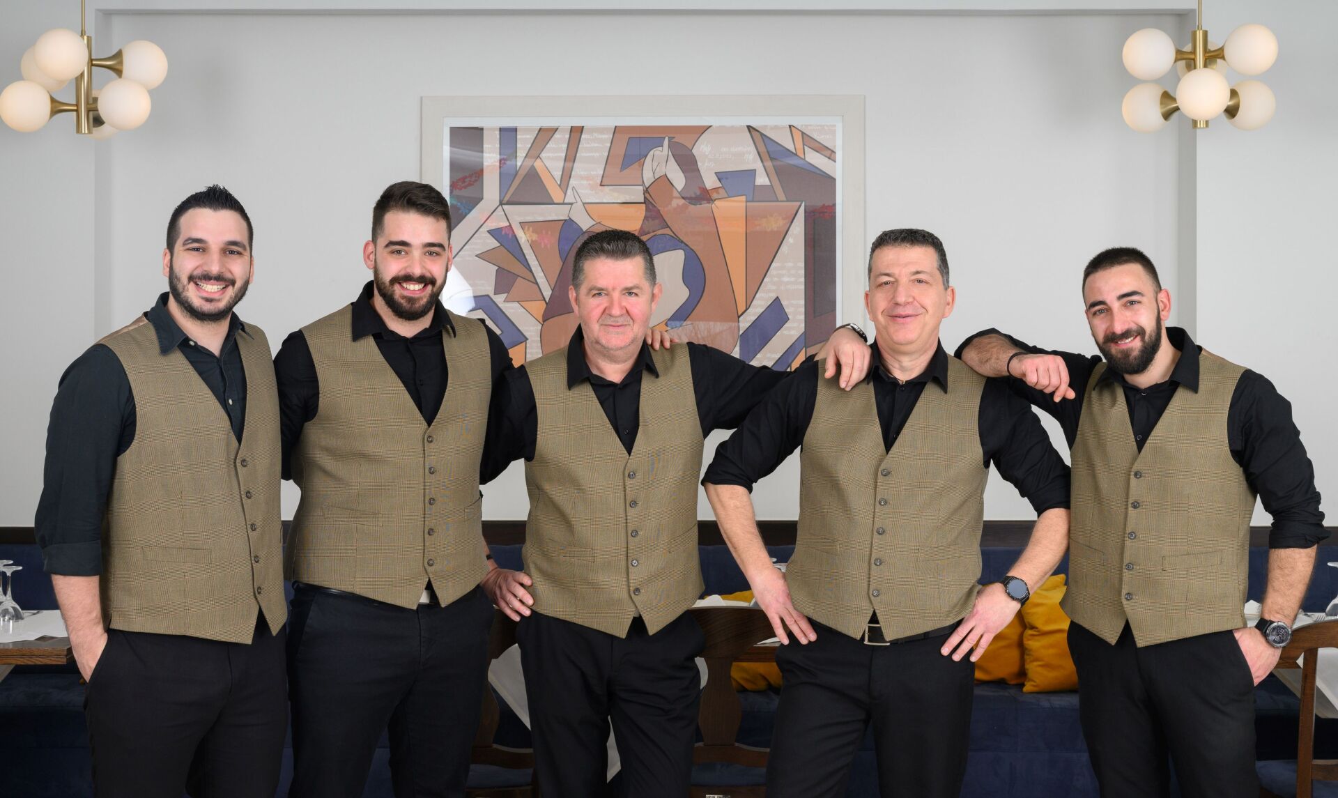 Οι σερβιτόροι στο εστιατόριο Φιλίππου