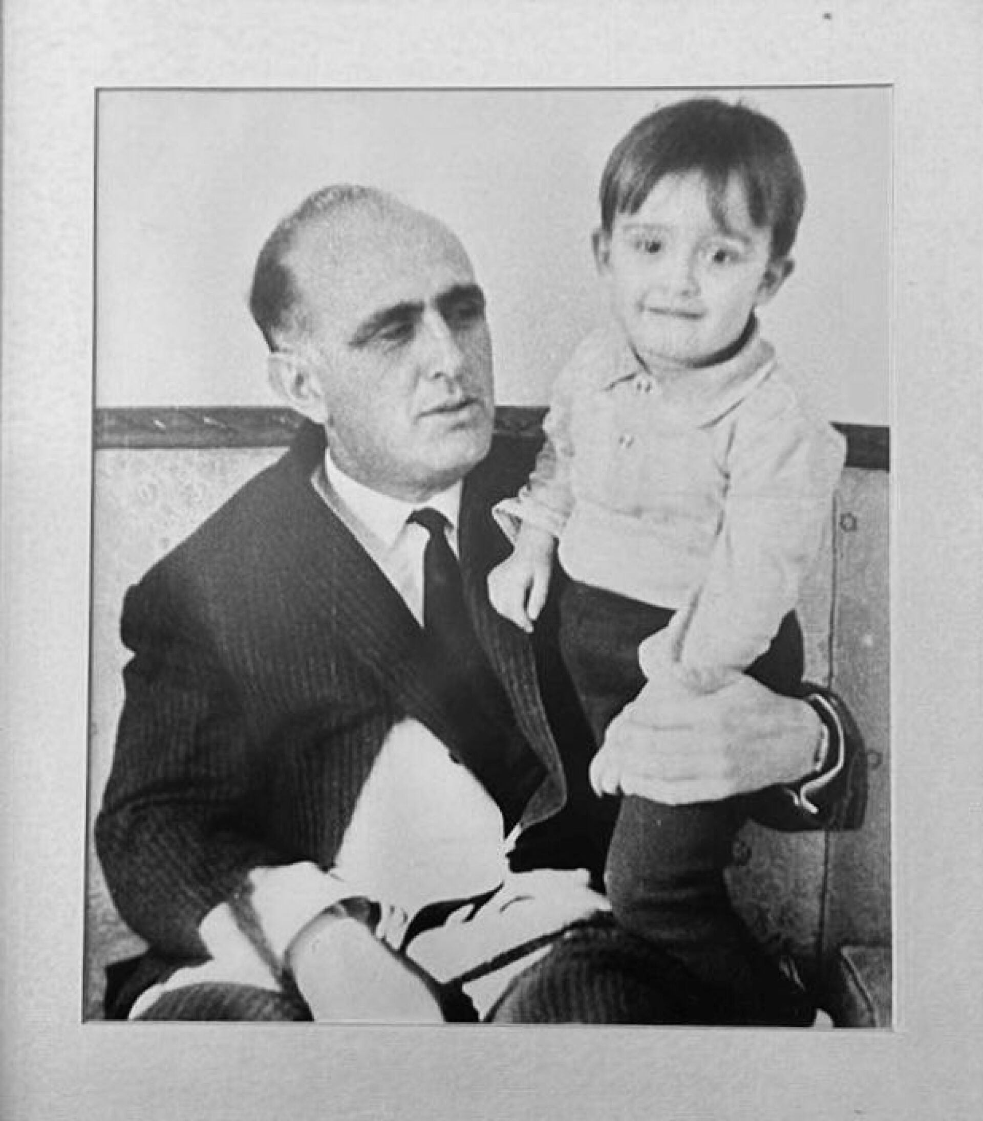 2η και 3η γενιά: Παππούς Γιάννης και μπαμπάς Κώστας