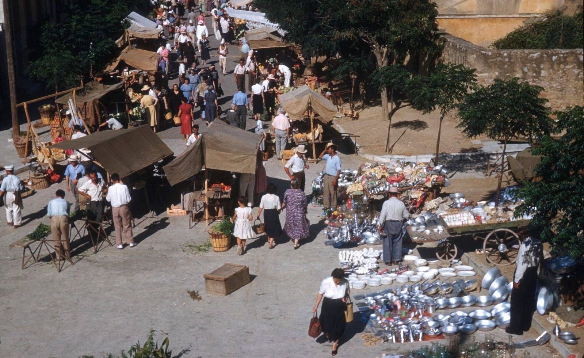 Λαϊκή στην Ξενοκράτους, η οποία ξεκίνησε το 1939