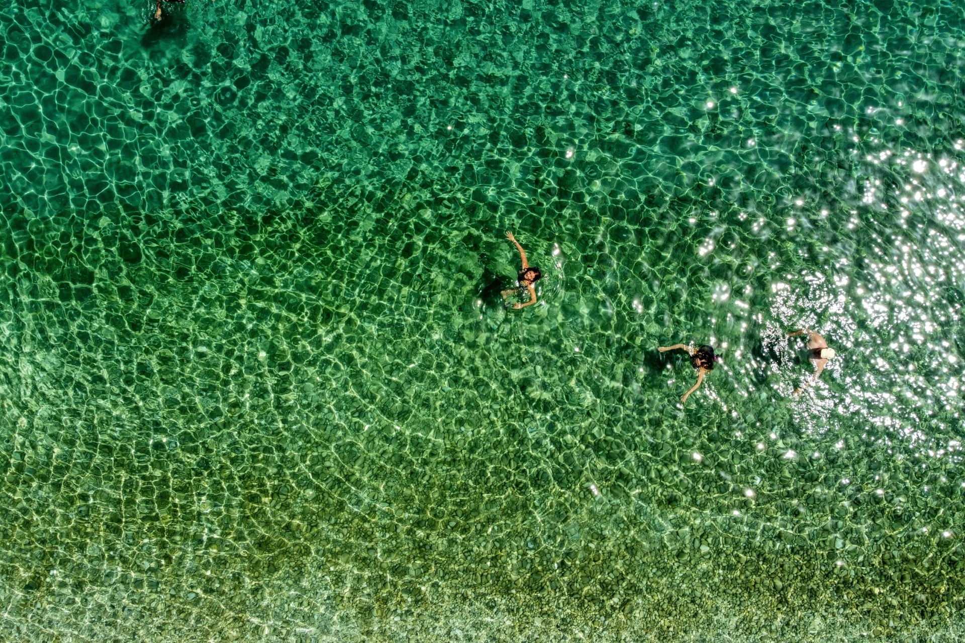 Μια συναρπαστική περιήγηση στα ελληνικά νησιά και σε 25 ξεχωριστούς τουριστικούς προορισμούς της χώρας μας, μέσα από το πρίσμα του National Geographic.