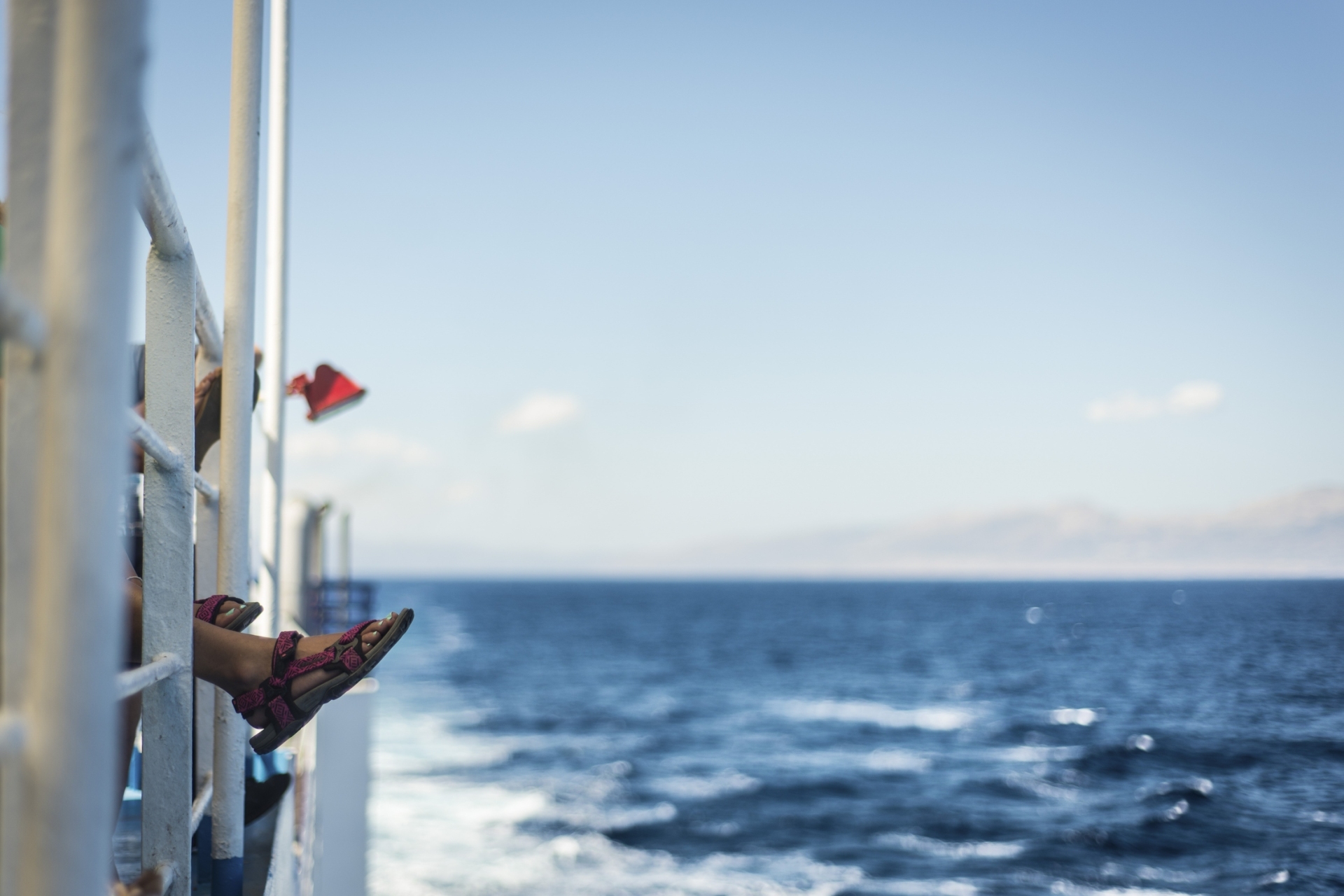 Μια συναρπαστική περιήγηση στα ελληνικά νησιά και σε 25 ξεχωριστούς τουριστικούς προορισμούς της χώρας μας, μέσα από το πρίσμα του National Geographic.