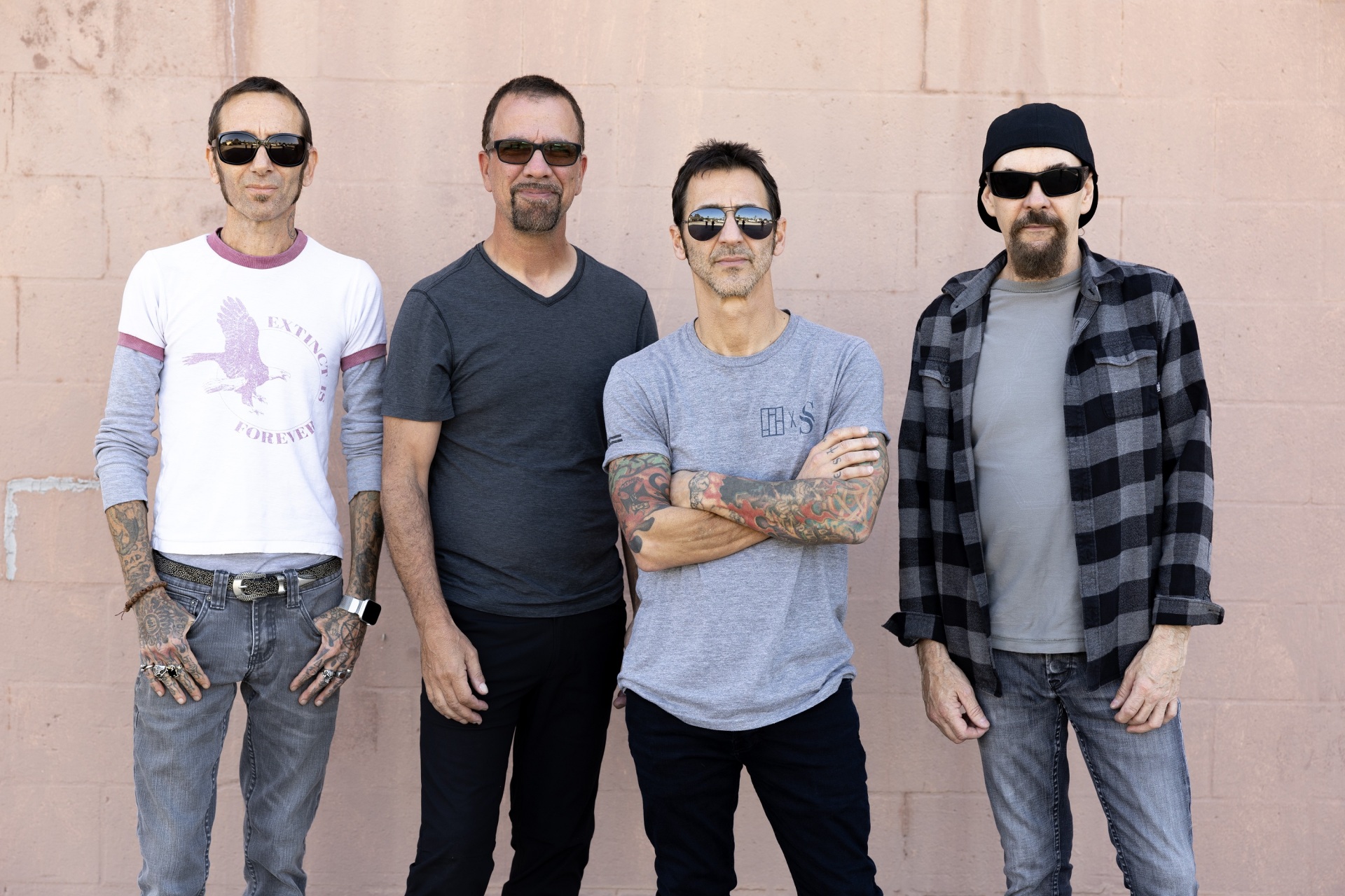Συνέντευξη Godsmack: Ο ντράμερ Shannon Larkin μιλάει για το άλμπουμ «Lighting Up The Sky», την απόσυρση της μπάντας από τη δισκογραφία, το rock και τη ζωή του