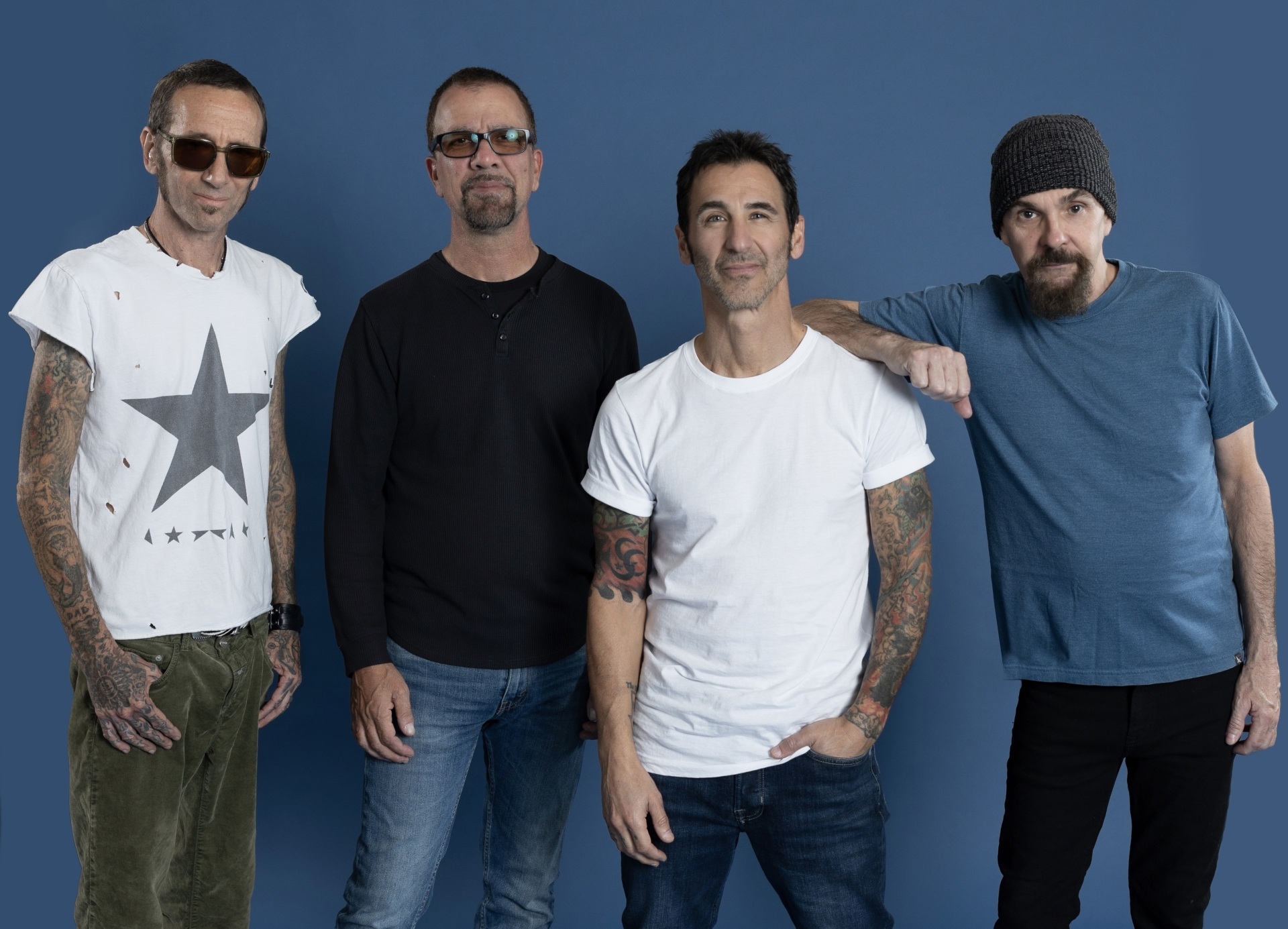 Συνέντευξη Godsmack: Ο ντράμερ Shannon Larkin μιλάει για το άλμπουμ «Lighting Up The Sky», την απόσυρση της μπάντας από τη δισκογραφία, το rock και τη ζωή του