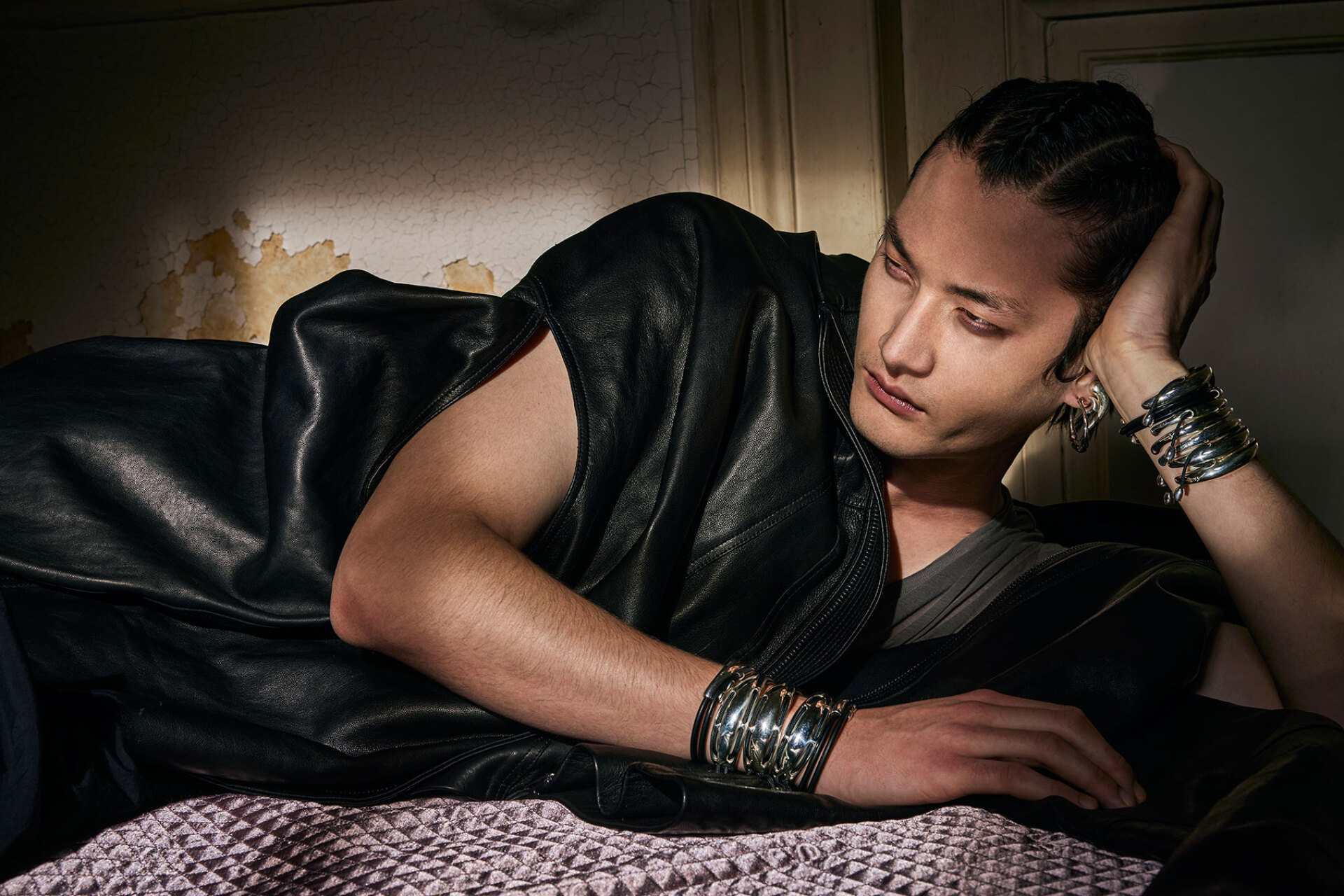 Μοντέλο από την καμπάνια του Minas Unchained