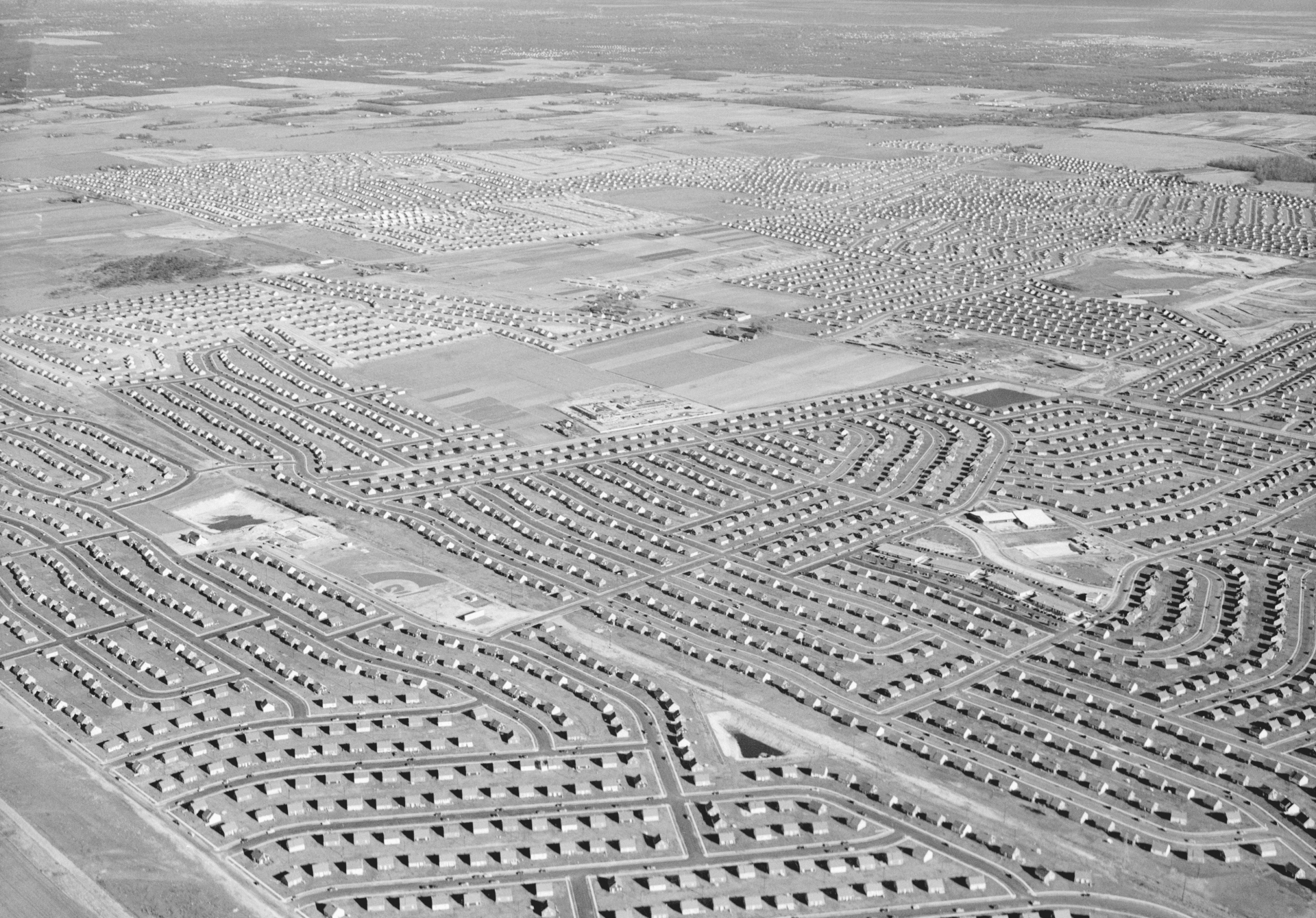 Αμερικανική εξωτερική πολιτική και κοινωνικές τάξεις