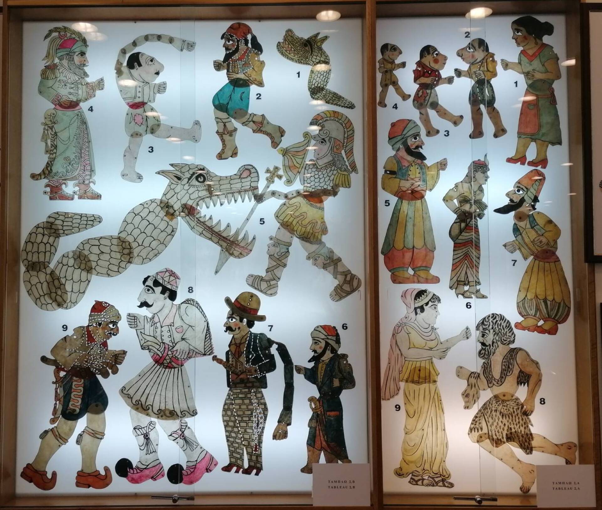 Δερμάτινες φιγούρες Ε. Σπαθάρη (1935-1980)