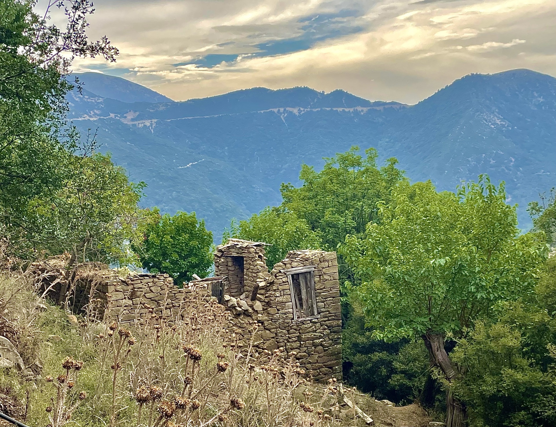 Από την λίμνη Τριχωνίδα στα Ορεινά χωριά