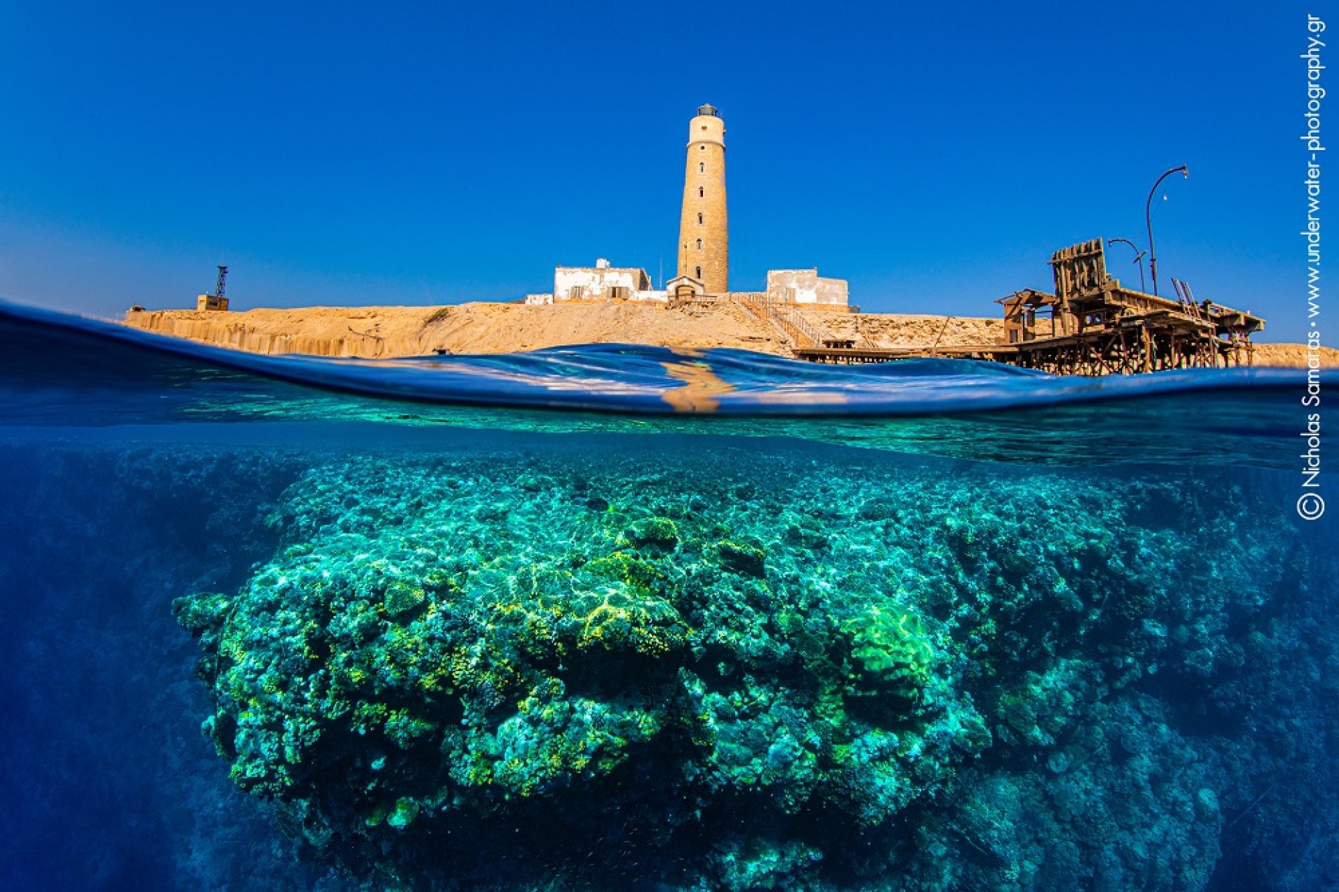Υποβρύχια φωτογραφία του Νικολά Σαμαρά. 