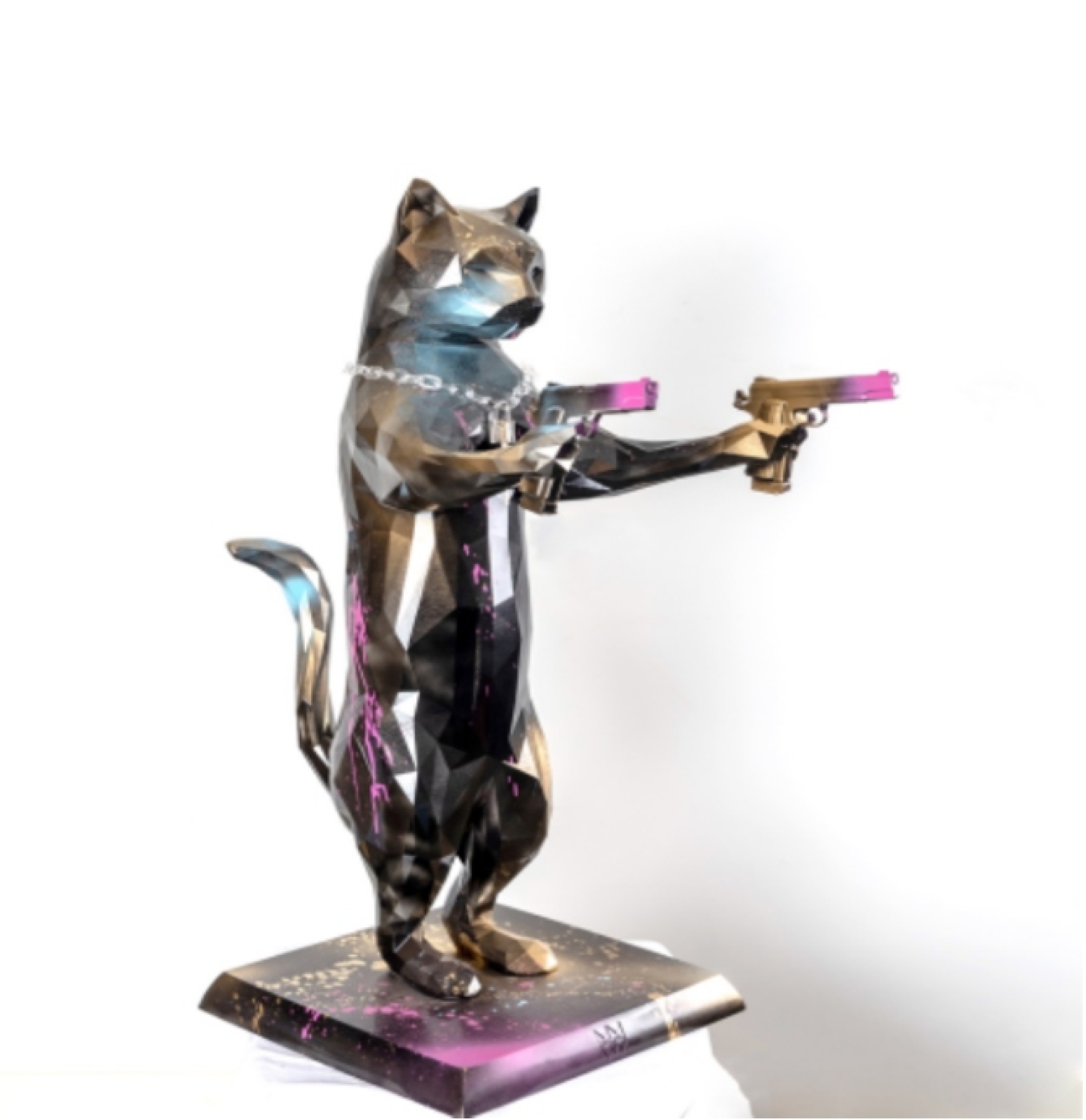 Infinite Drama Athens: Η πρώτη ατομική έκθεση του Maxim στην Ελλάδα