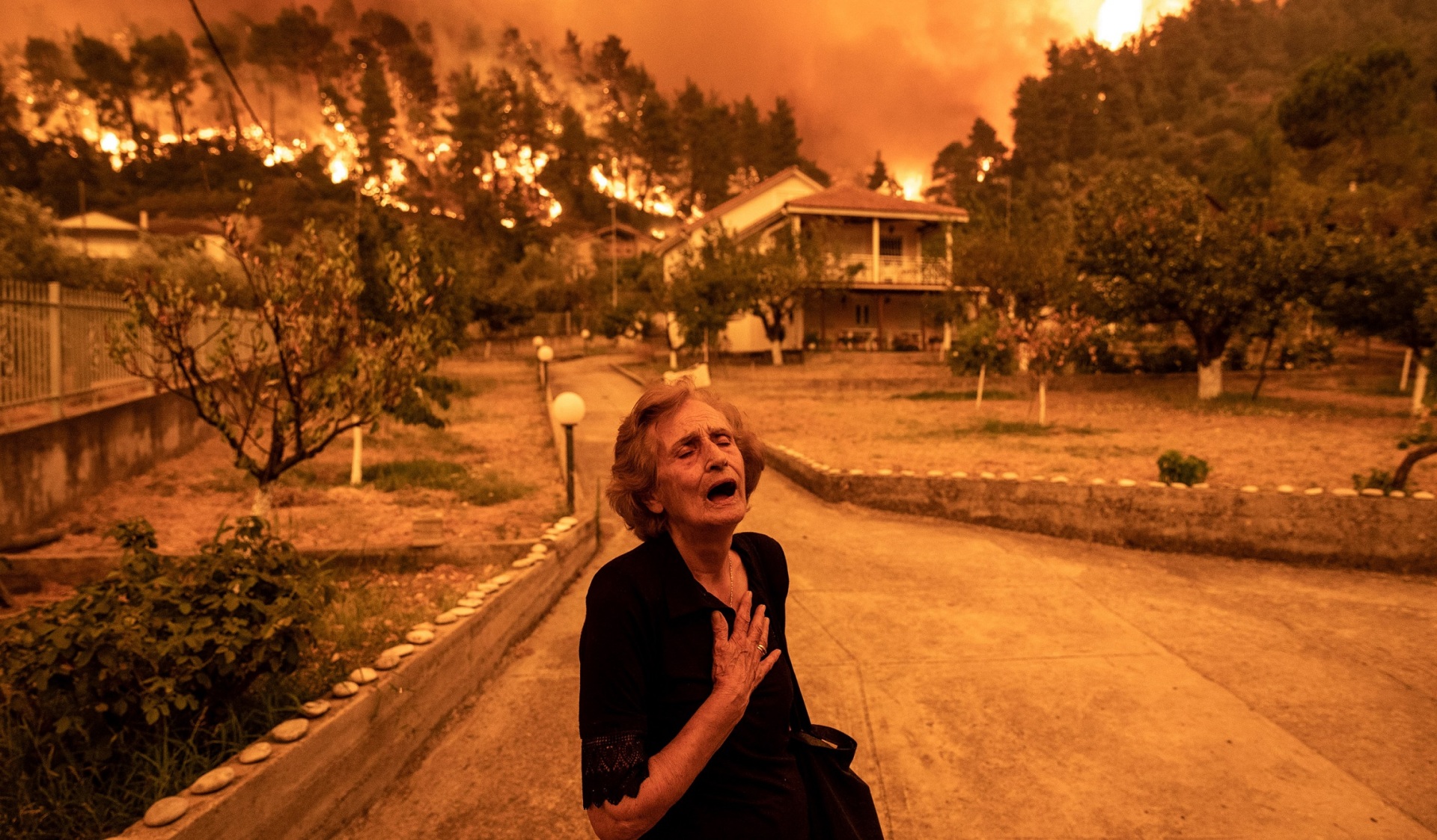 Guardian: Αφιέρωμα του βρετανικού Μέσου στα τελευταία 50 χρόνια ευρωπαϊκής ιστορίας - Ένα φωτογραφικό flashback στις στιγμές που συντάραξαν την ήπειρο. 