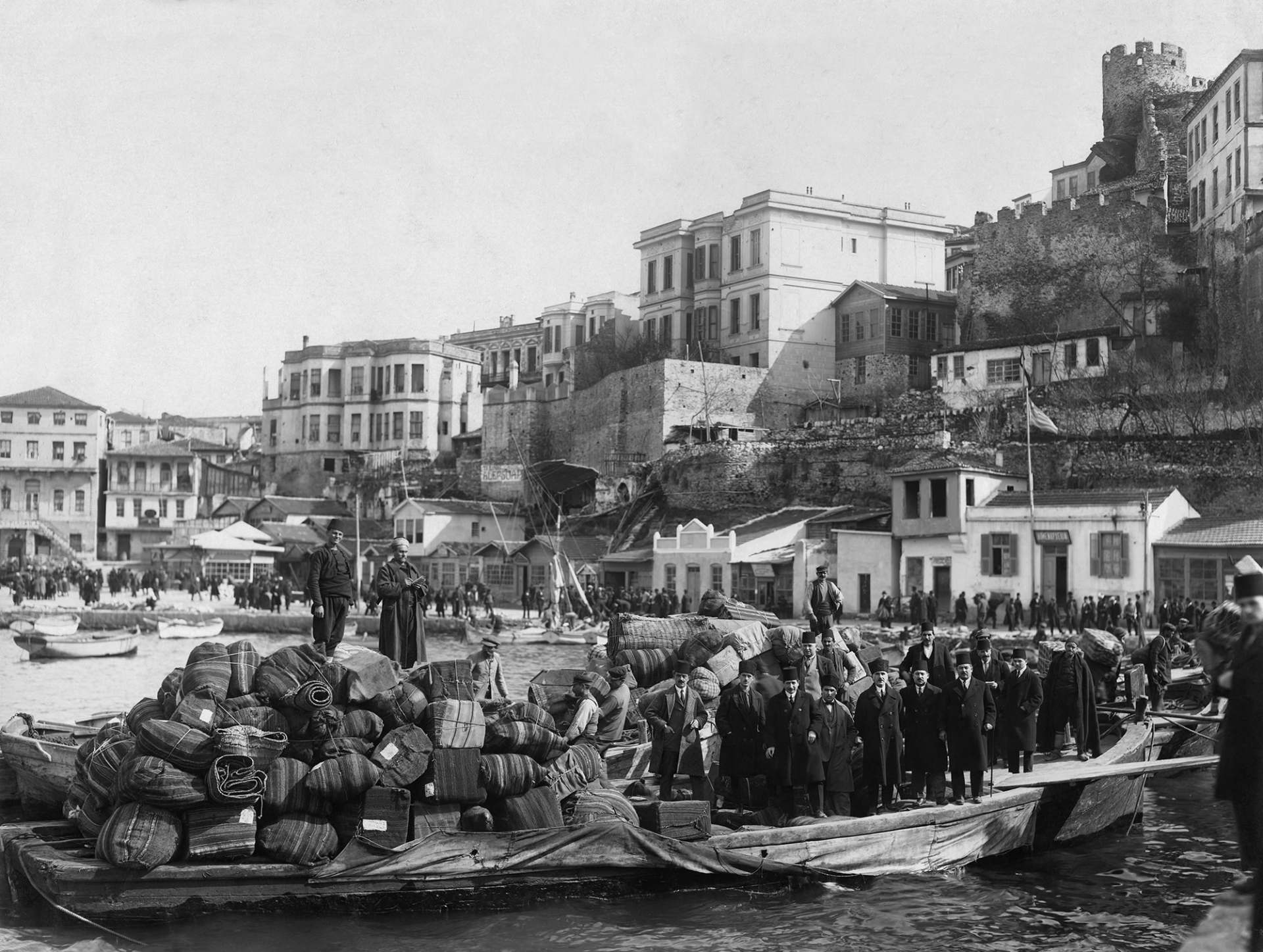 Οι μουσουλμάνοι της Καβάλας φεύγουν από την Ελλάδα. © Pierre DE GIGORD. Eυγενική παραχώρηση: Pierre De Gigord Collection