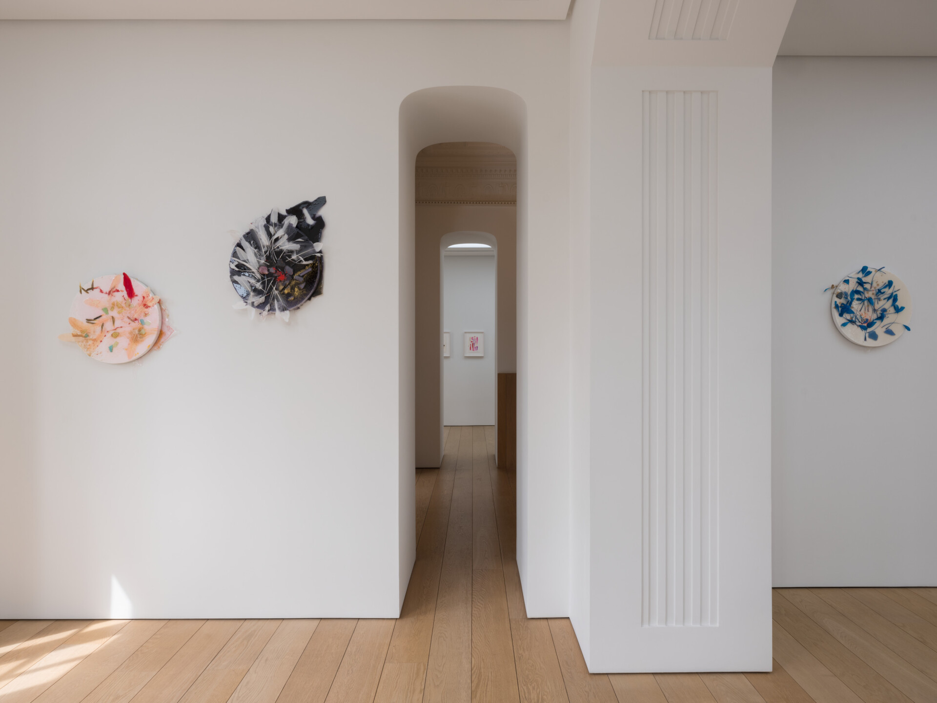 Helen Marden, "Agape/Αγάπη": από την έκθεση στο ισόγειο της Gagosian