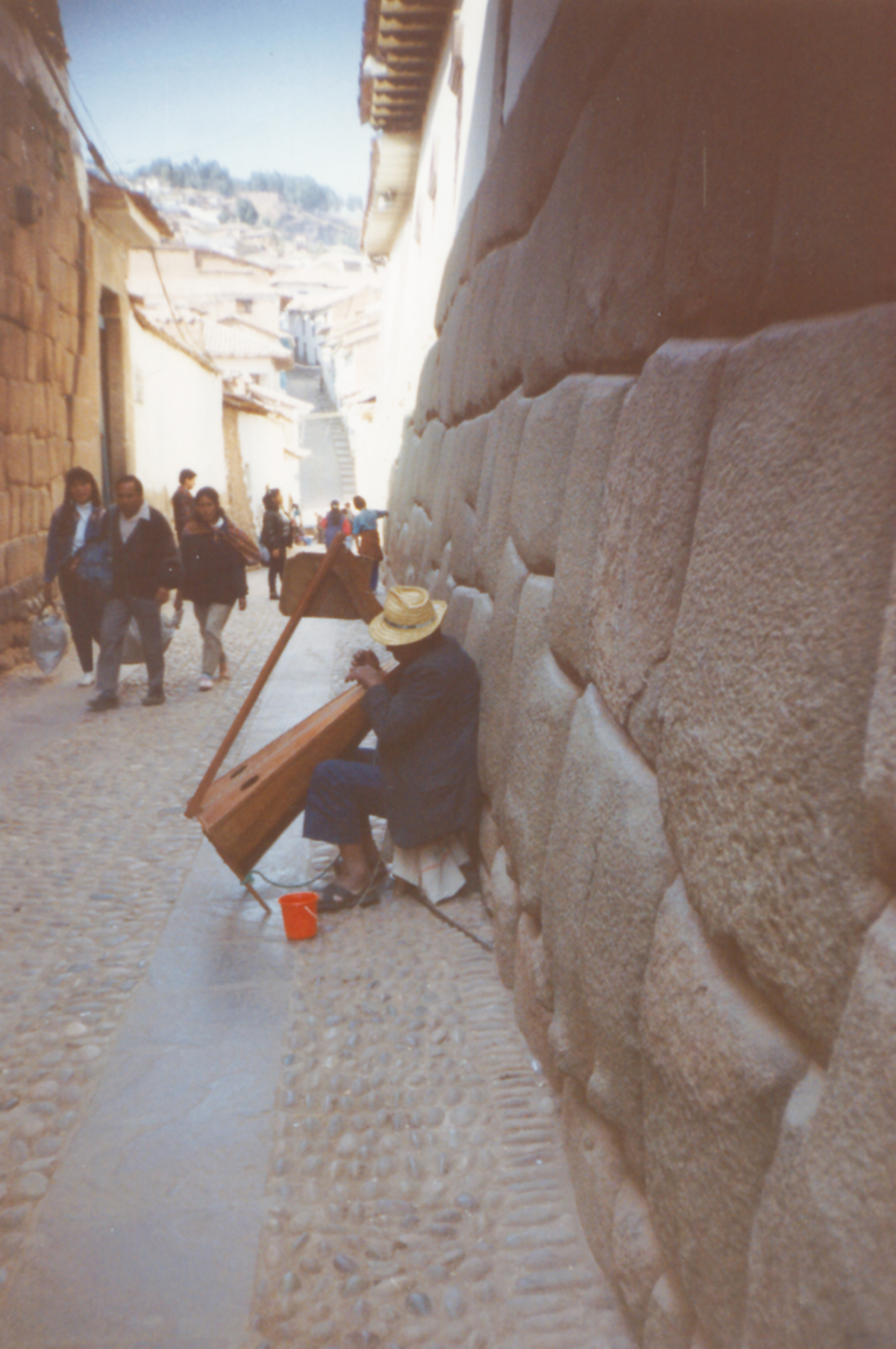 «Περού, Ταξίδι 1994»: το ημερολόγιο-βιβλίο της Θεόνης Παγκάλου-Ζερβού 