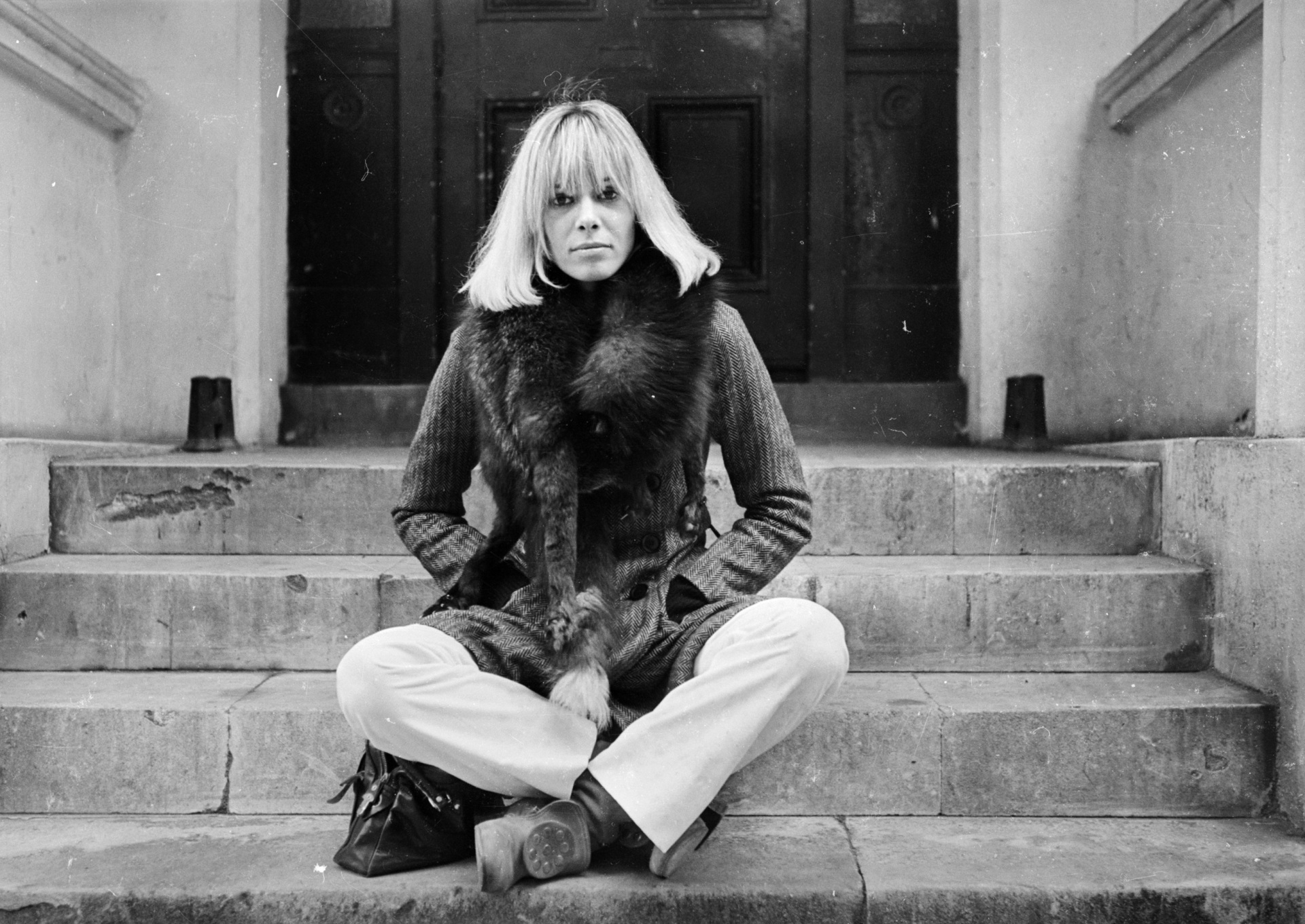 Anita Pallenberg: Η γυναίκα που ερωτεύτηκαν (σχεδόν) όλοι οι Rolling Stones
