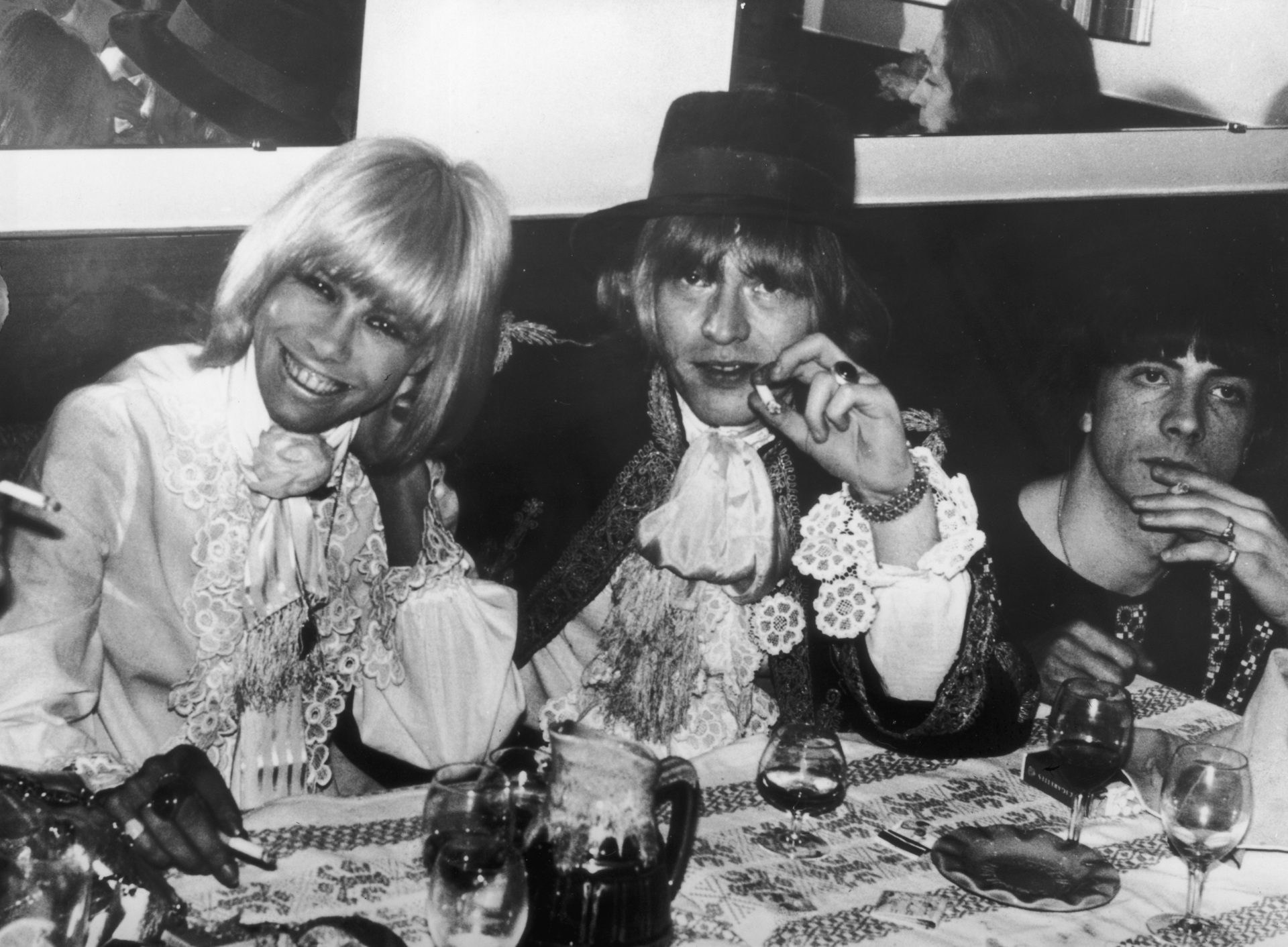 Anita Pallenberg: Η γυναίκα που ερωτεύτηκαν (σχεδόν) όλοι οι Rolling Stones