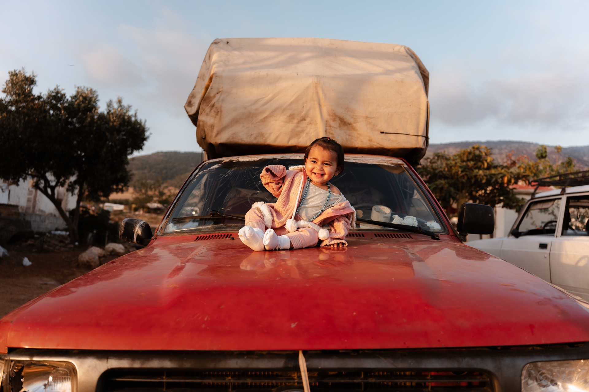 Φωτορεπορτάζ από τον καταυλισμό Σοφό στον Ασπρόπυργο - Η καθημερινότητα των τσιγγάνων και οι συνθήκες διαβίωσης