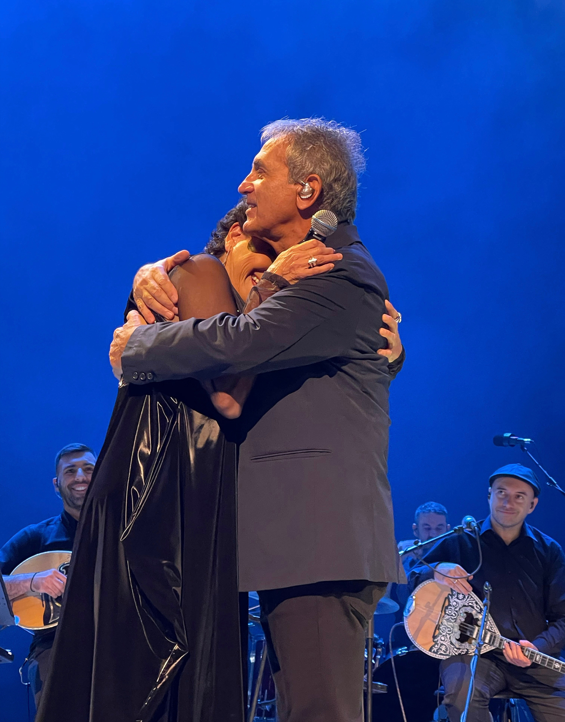 Γιώργος Νταλάρας – Άλκηστις Πρωτοψάλτη: Δύο μεγάλες φωνές τραγουδούν στο Παλλάς