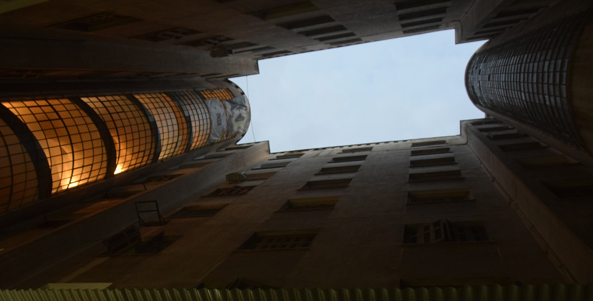 Βόλτα στην underground Ομόνοια μέσα από τα κλικς του Γιάννη Καλύβα