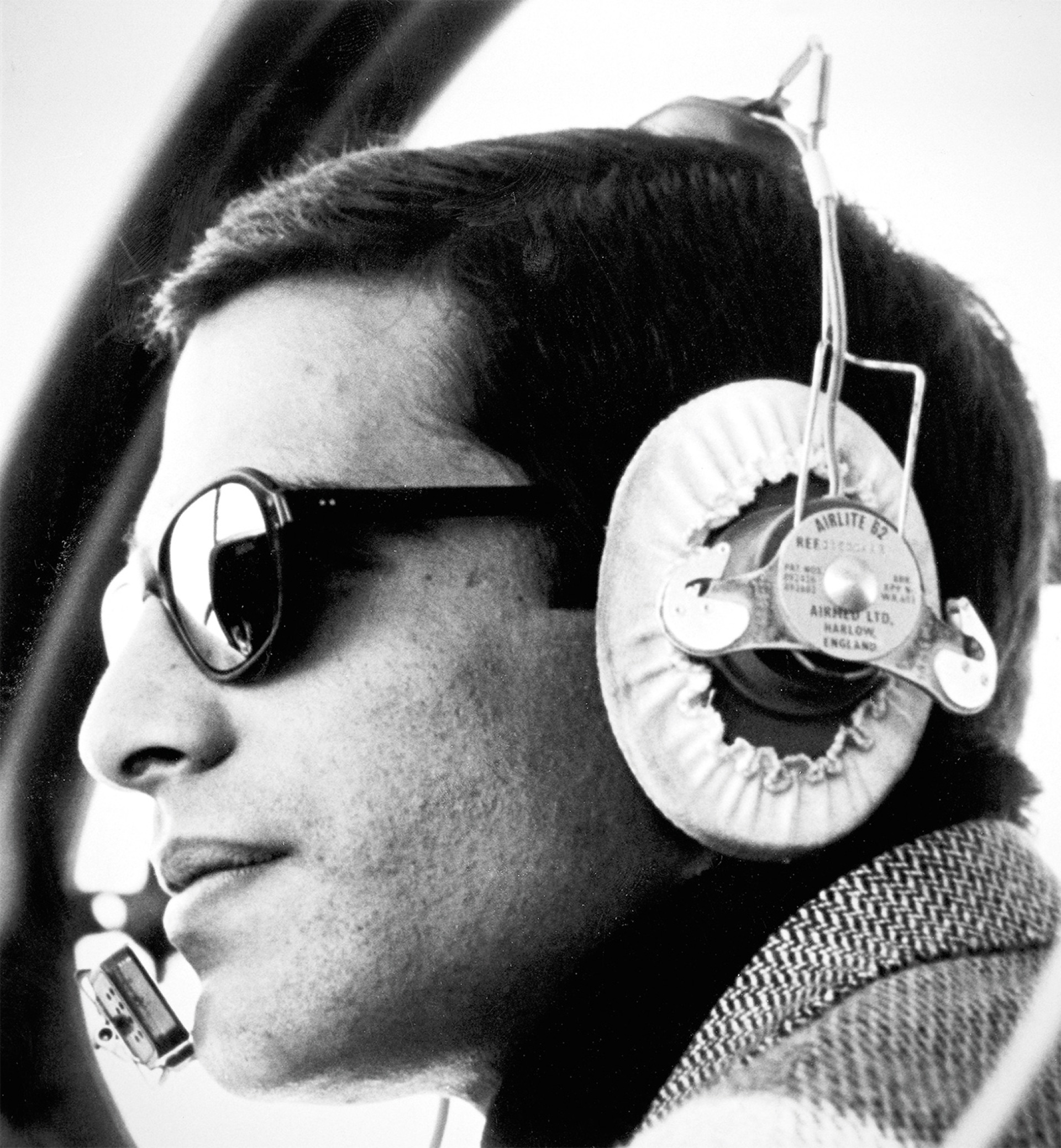 Ο Αλέξανδρος Ωνάσης, πιλότος της Ολυμπιακής Αεροπλοΐας. Πηγή: Αρχείο Ωνάση.