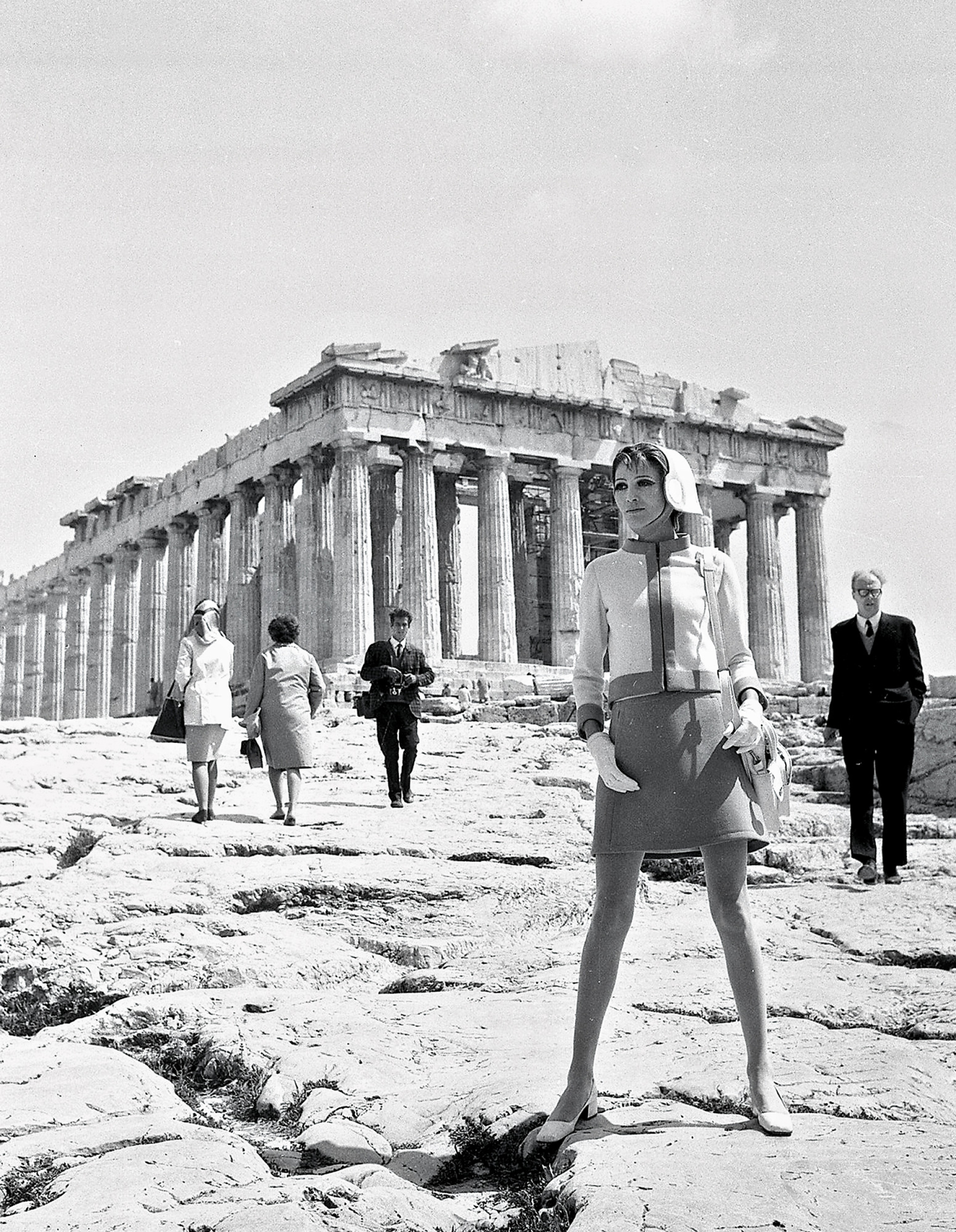 Στολή αεροσυνοδού. Πηγή: Αρχείο Ωνάση, Αρχείο Κλεισθένη Δασκαλάκου.