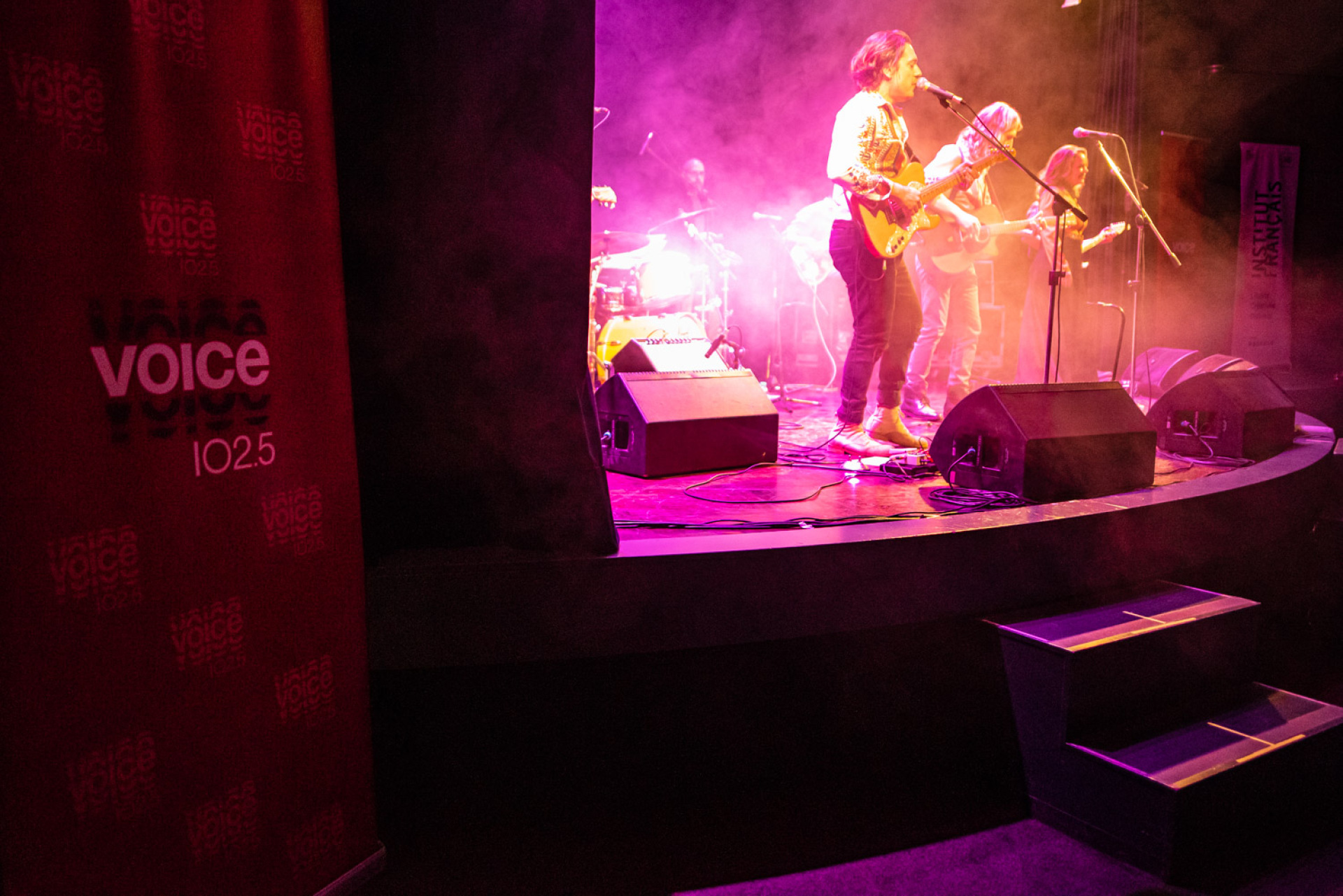 Fresh Voices by Voice 102.5: Ο νέος θεσμός του σταθμού παρουσίασε τους Man Called Shadow στο Γαλλικό Ινστιτούτο