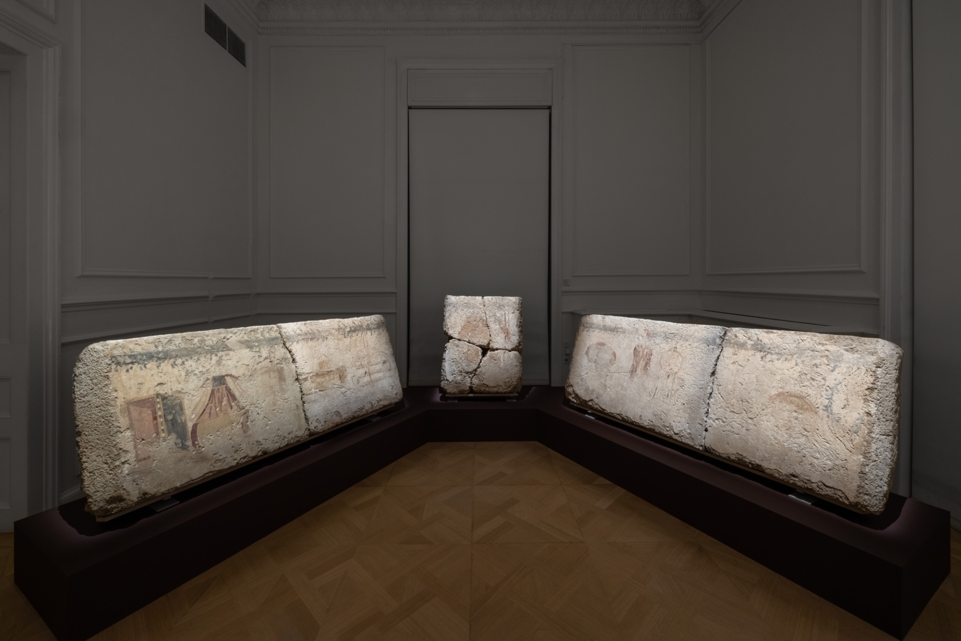 Κιβωτιόσχημος τάφος, νεκρόπολη αρχαίας Τανάγρας, 3ος αι. π.Χ.