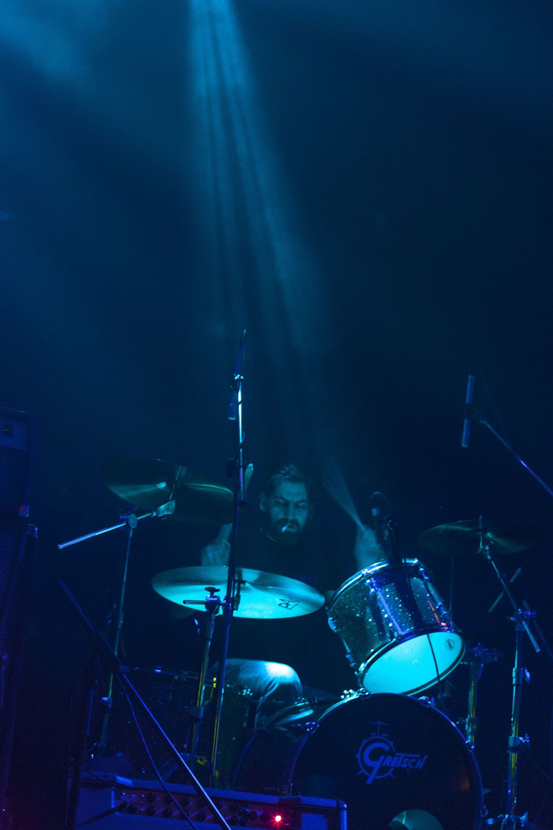 The Last Drive: Overloaded – Συνέντευξη με τον φωτογράφο Δημήτρη Μυλωνά για το λεύκωμα που κυκλοφορεί από τις εκδόσεις Οξύ