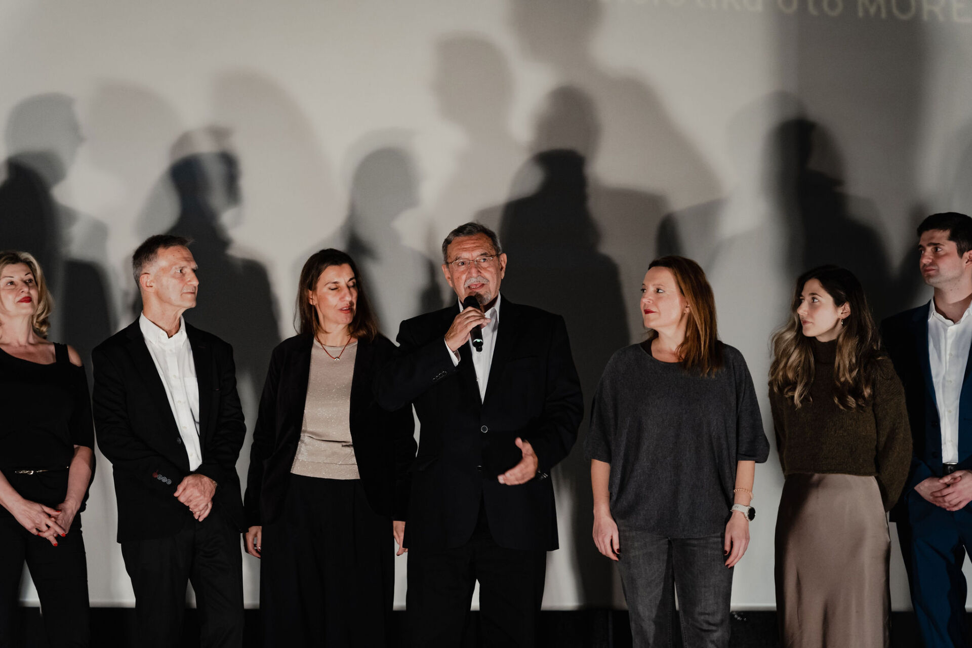 Φωτορεπορτάζ: Η τελευταία προβολή του κινηματογράφου ΙΝΤΕΑΛ – Συνέντευξη με τον Γιώργο Σπέντζο