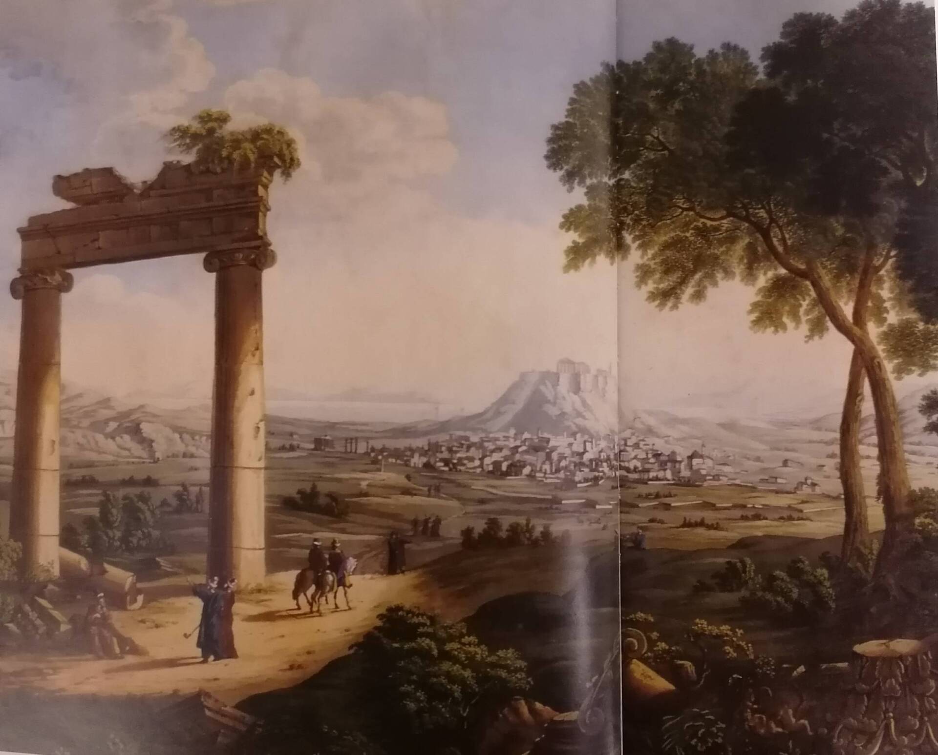 Τμήμα της δεξαμενής του Αδριάνειου Υδραγωγείου που κατέπεσε το 1771. Η φωτογραφία είναι από το βιβλίο «Λυκαβηττός-Δεξαμενή» της Μαργαρίτας Δρίτσα.