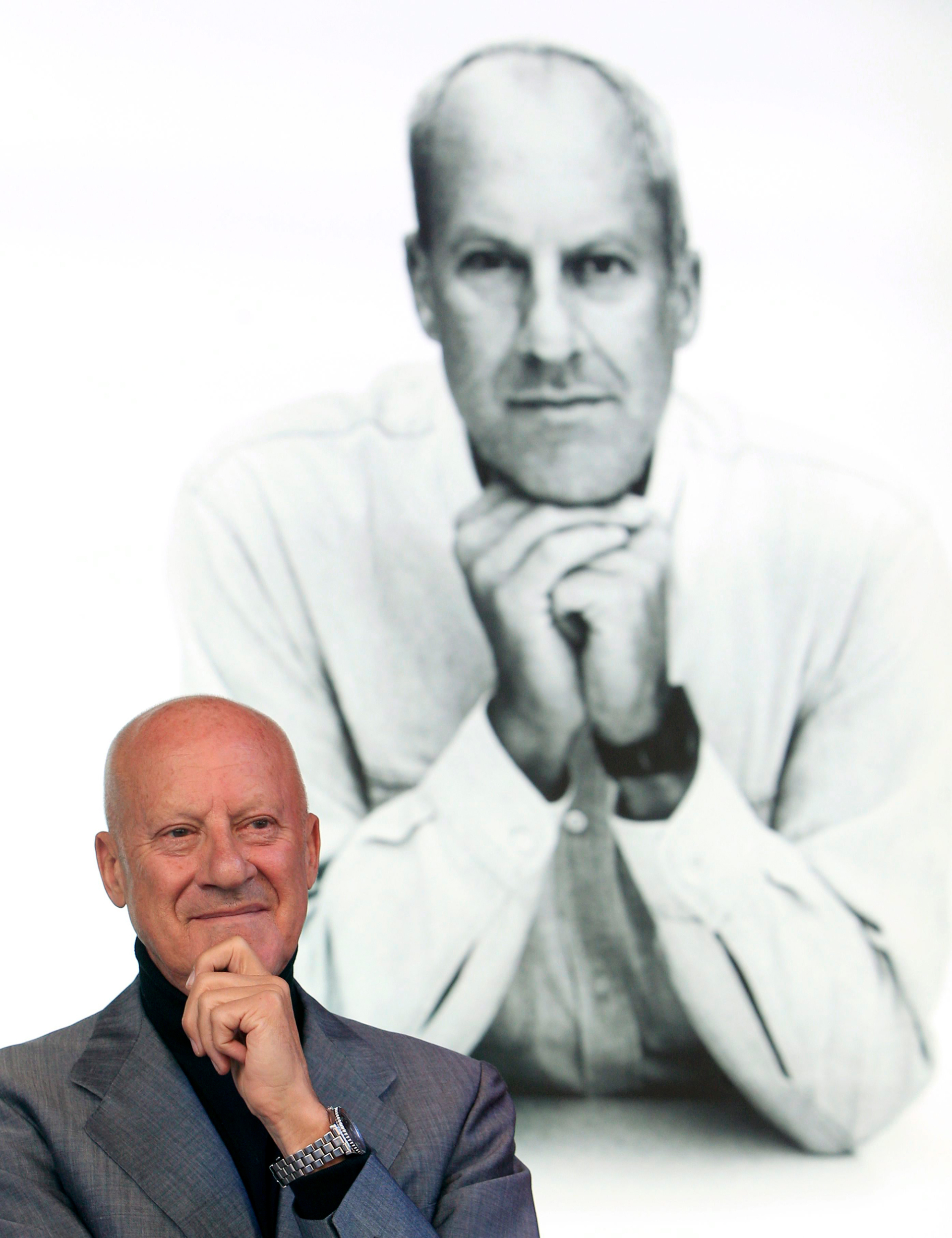 Ο Νόρμαν Φόστερ στην παρουσίαση του ντοκιμαντέρ «How much does your building weigh, Mr. Foster?» © EPA/JAVIER ETXEZARRETA