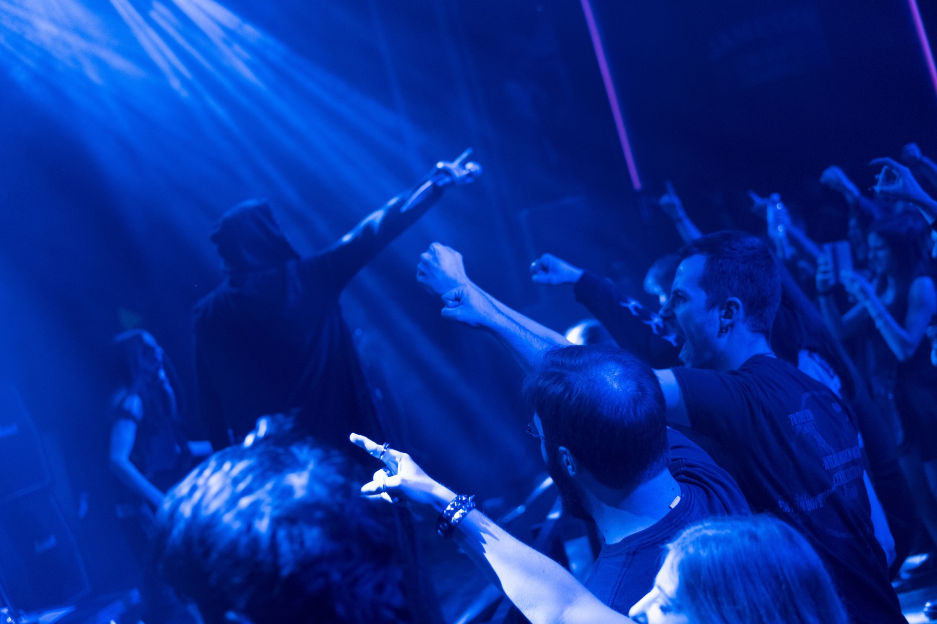 Nightfall: Ανταπόκριση από την πρώτη τους συναυλία στη Λάρισα, στο νέο πολυχώρο Circus Entertainment Club