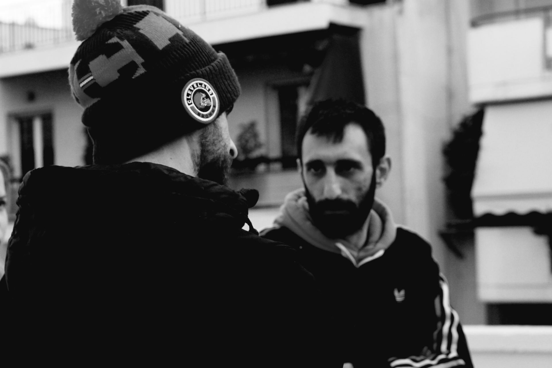 Jolly Roger - 10 χρόνια κενό: Το hip hop σχήμα μιλάει στην Athens Voice για το ραπ, την ποίηση και τη ζωή, λίγο πριν το μεγάλο, διπλό επετειακό live, 2 και 3 Μαρτίου στην Αρχιτεκτονική