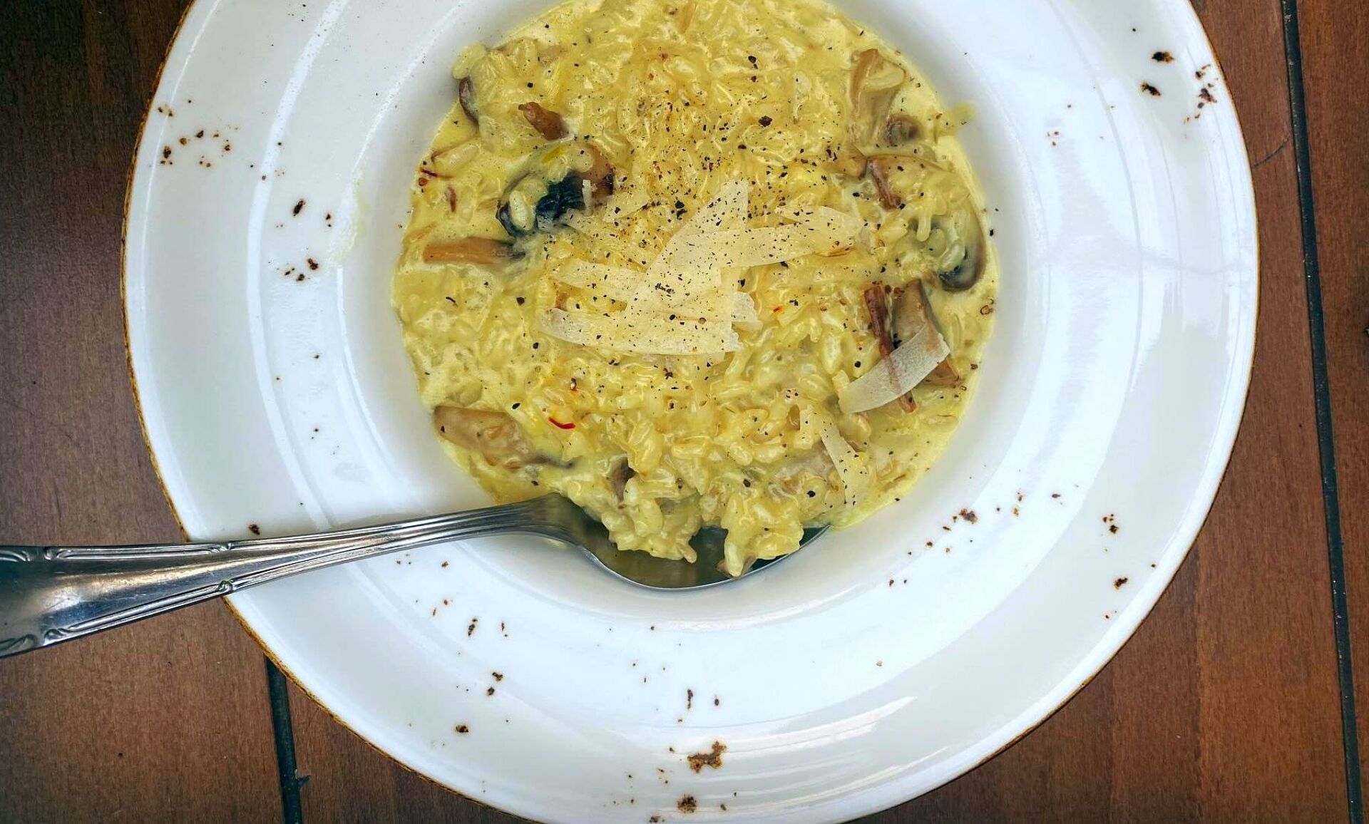 Μπέμπα, Μεταξουργείο