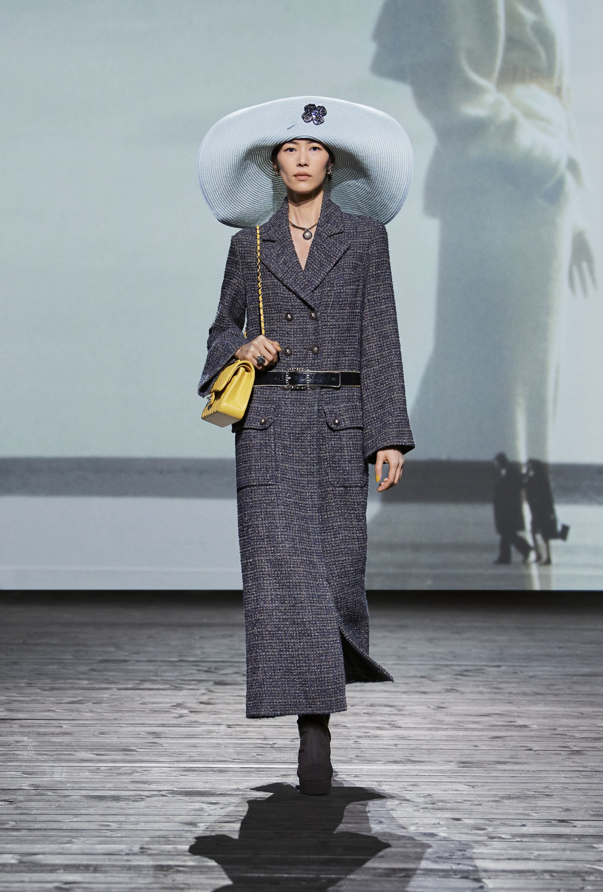CHANEL: Η επίδειξη της συλλογής FW24-25 στο Παρίσι 