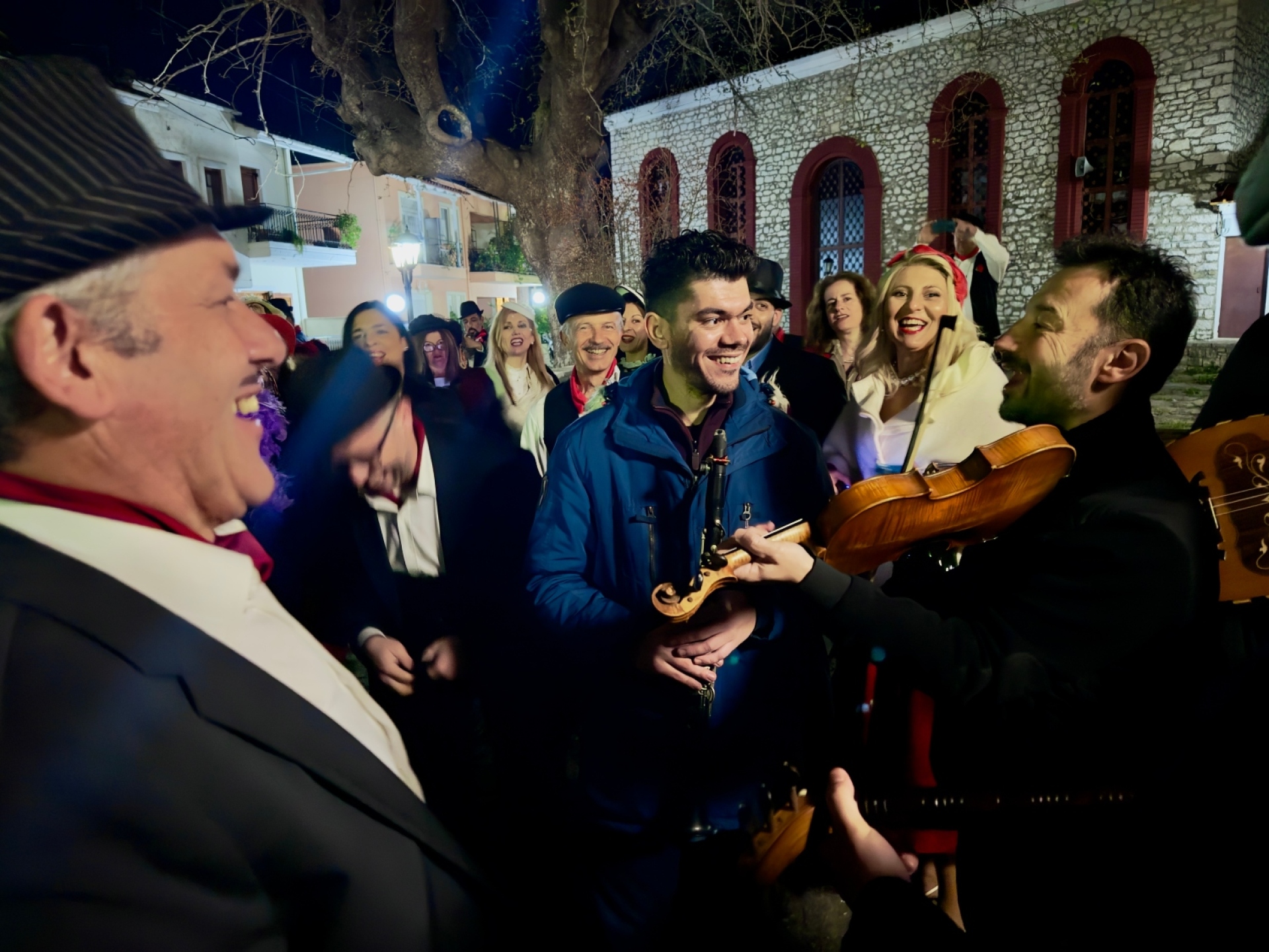 Μπαντίδοι και Γαϊτανάκι της Άρτας