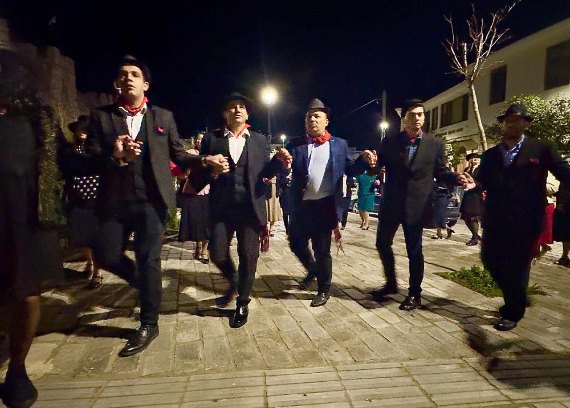 Μπαντίδοι και Γαϊτανάκι της Άρτας