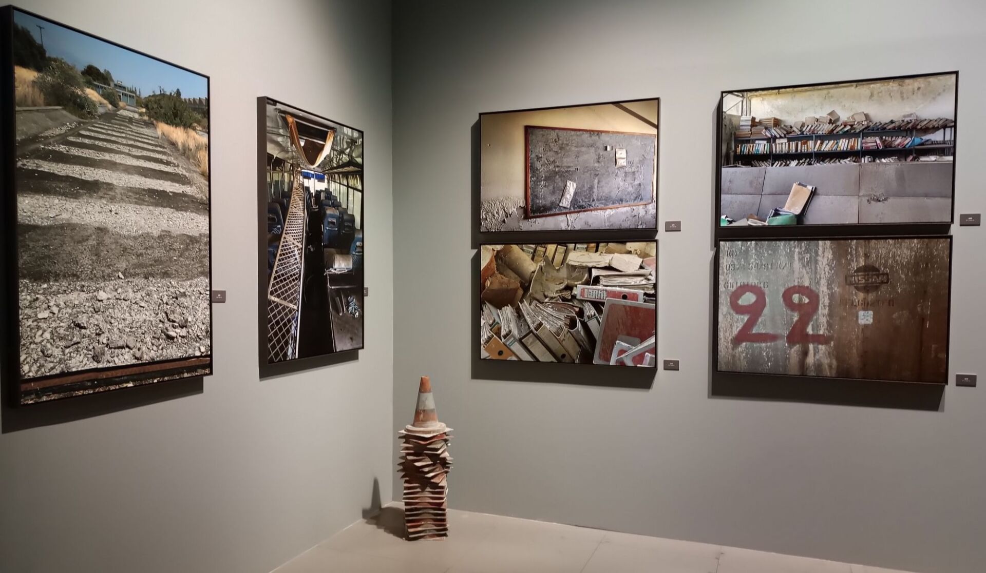 Φωτογραφία από τον εσωτερικό χώρο του εργοστασίου