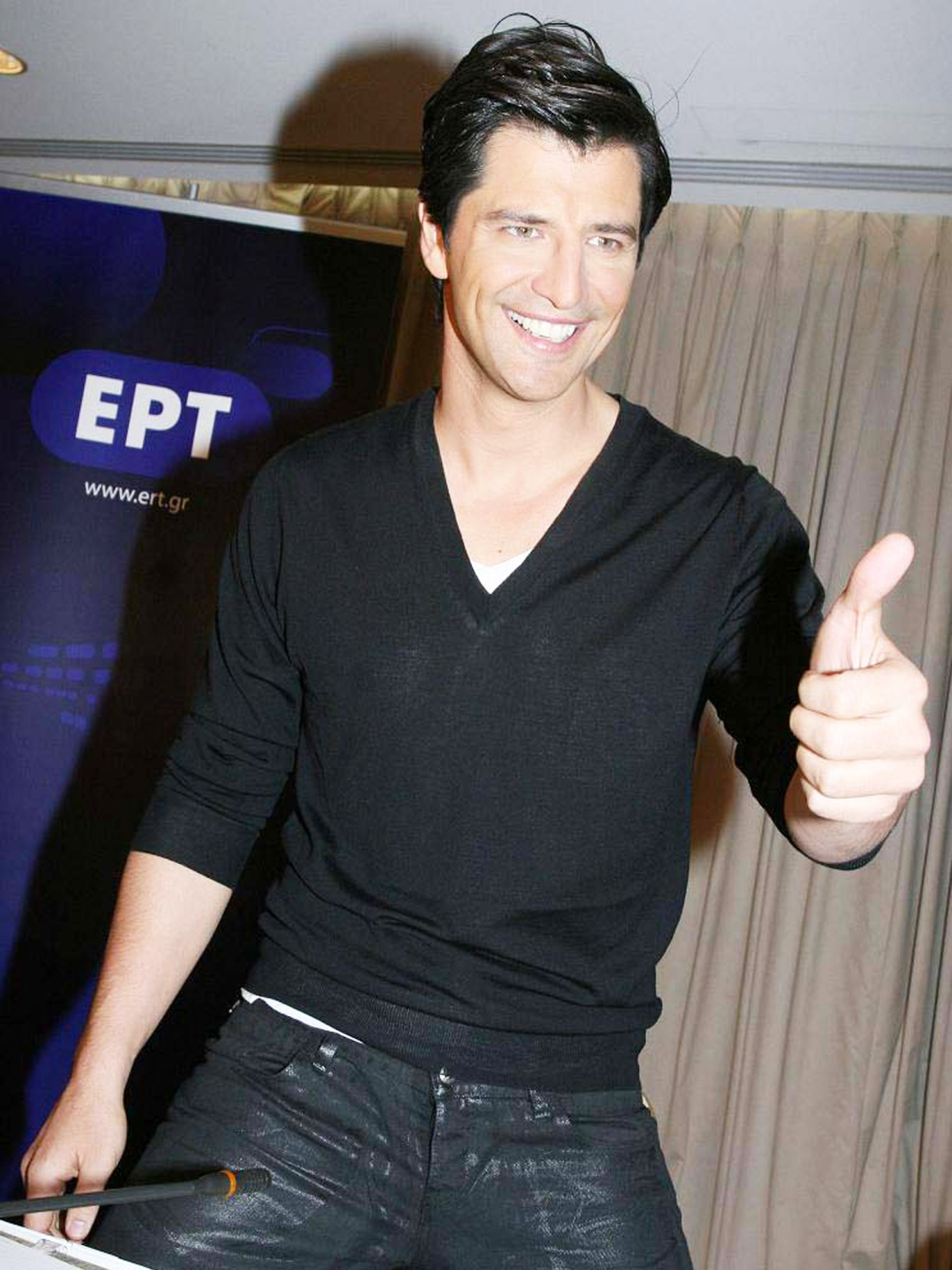 Σάκης Ρουβάς