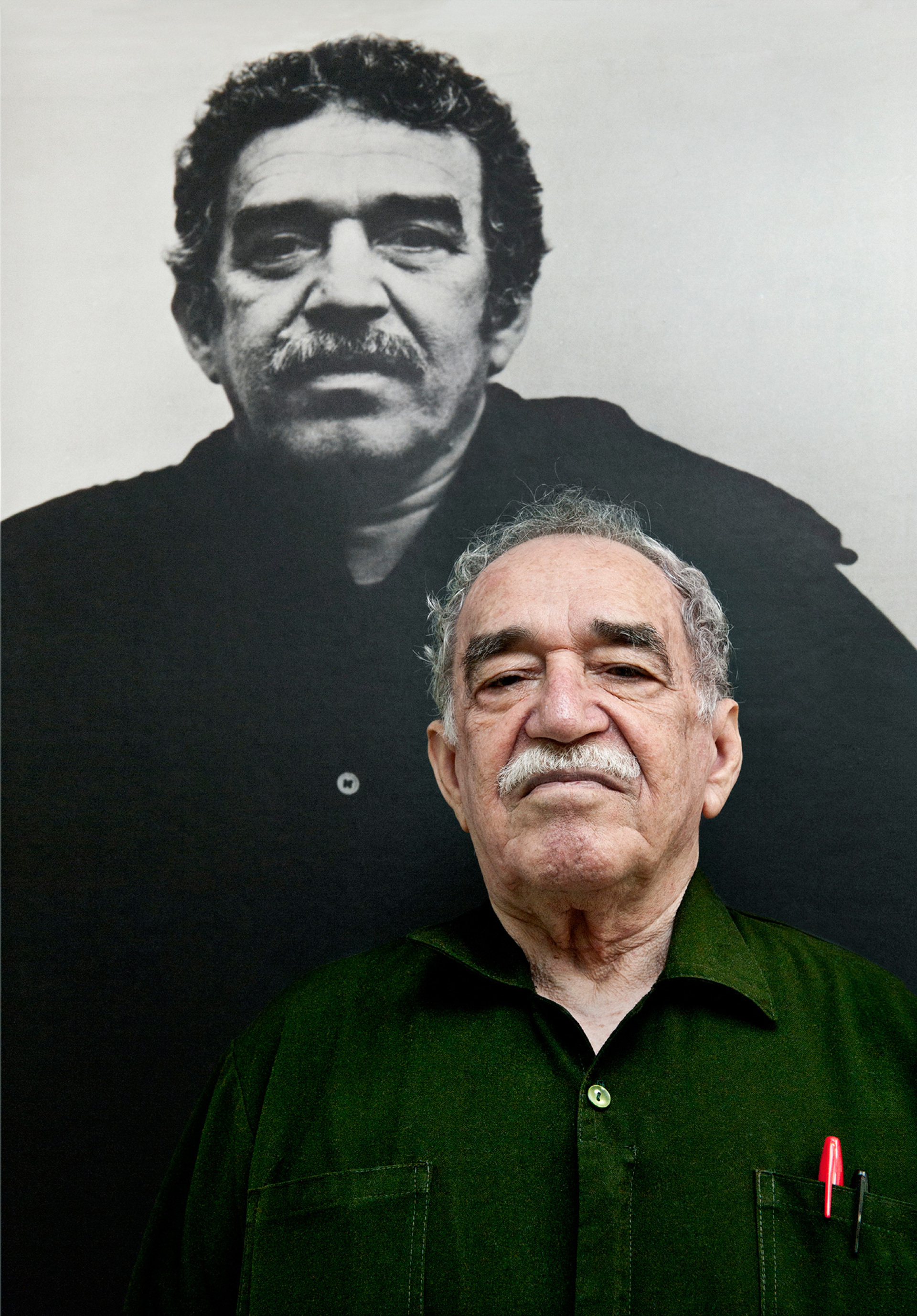 Ο Δημήτρης Γέρος φωτογραφίζει τον Γκάμπριελ Γκαρσία Μάρκες